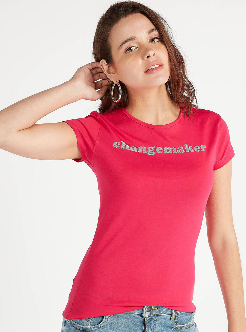 تيشيرت بياقة ضيّقة وأكمام كاب وطبعات-women-clothing-tshirts-image-2