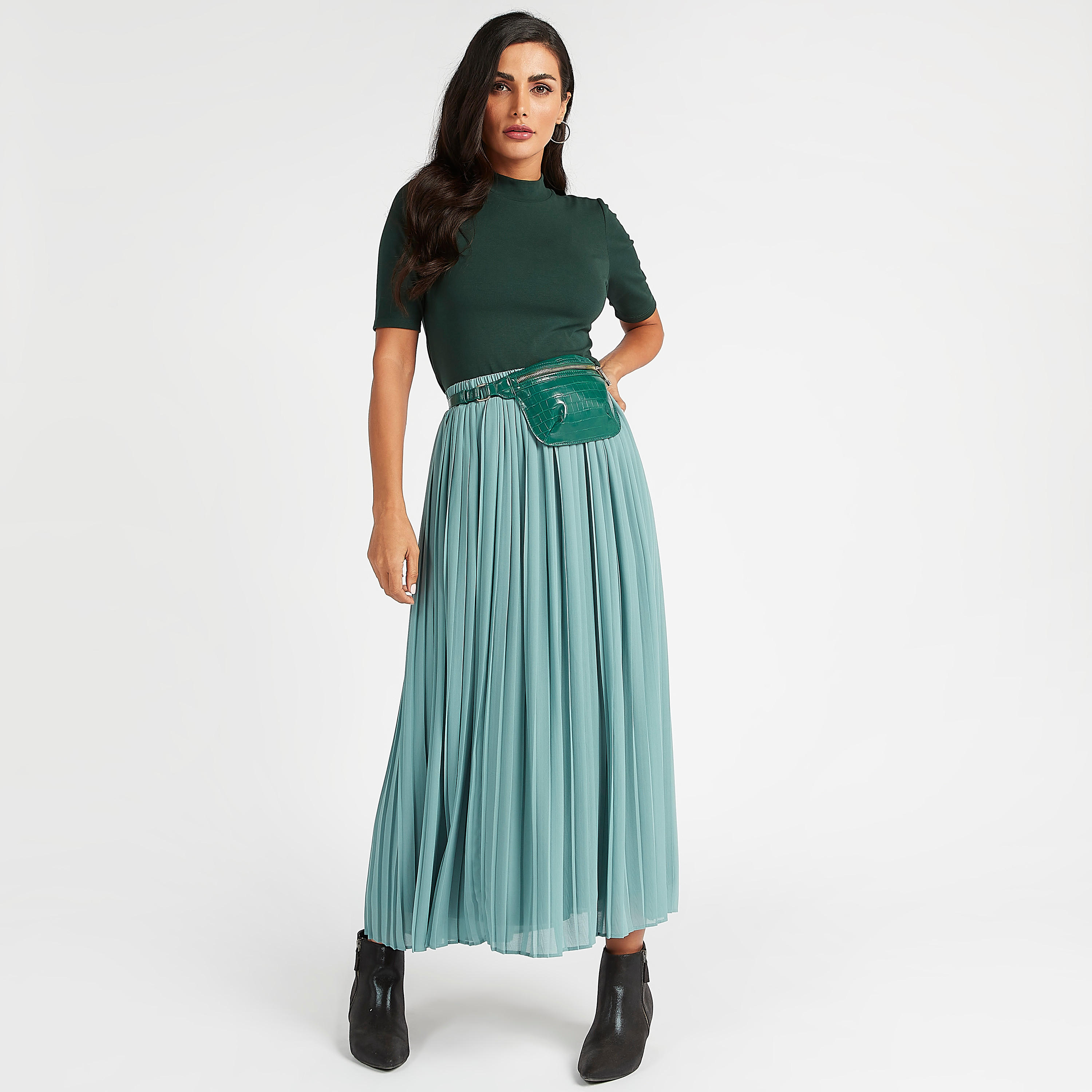 تيشيرت سادة بياقة عالية وأكمام قصيرة-women-clothing-tshirts-image-2
