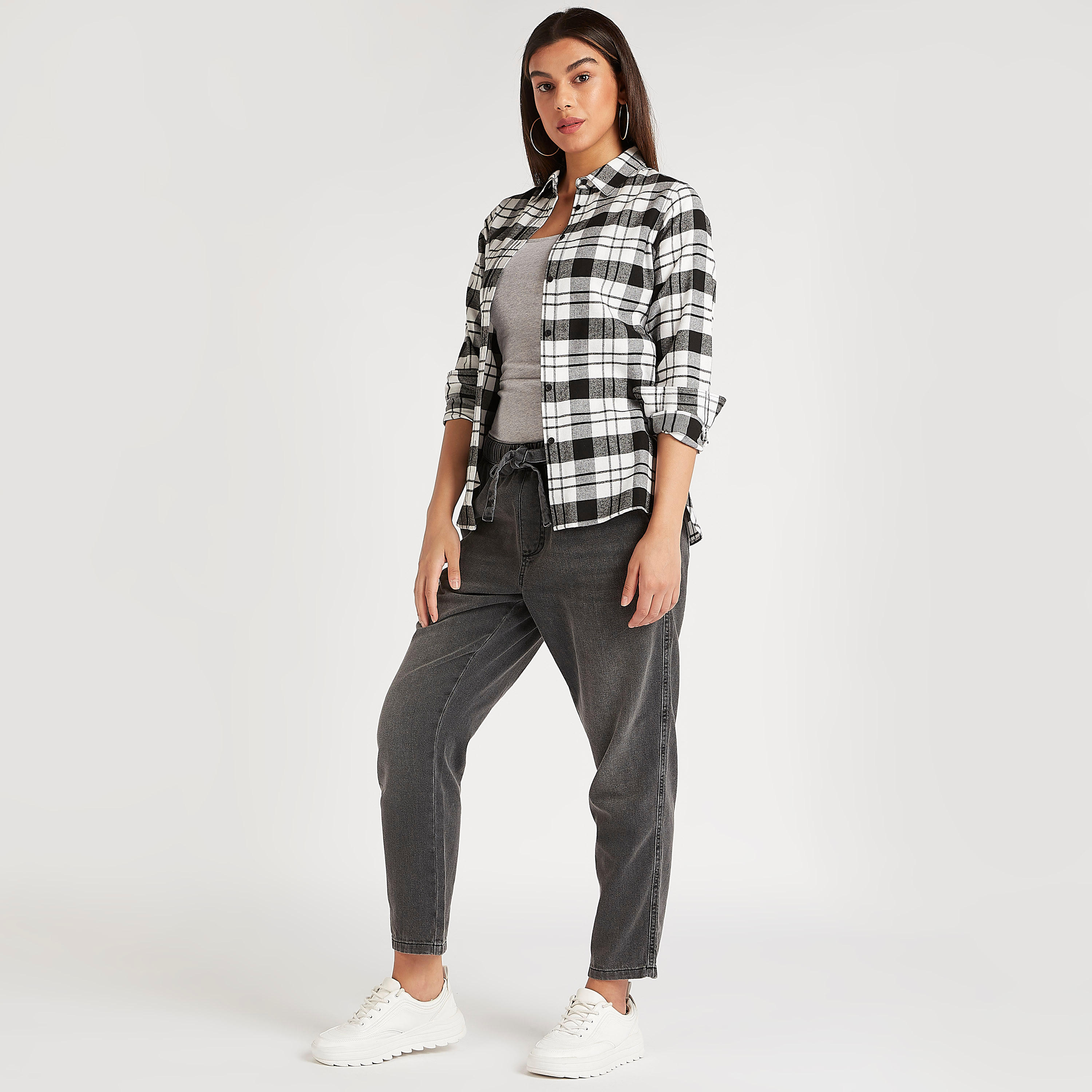 قميص كاروهات بياقة عادية وأكمام طويلة-women-clothing-shirtsandblouses-shirts-image-2