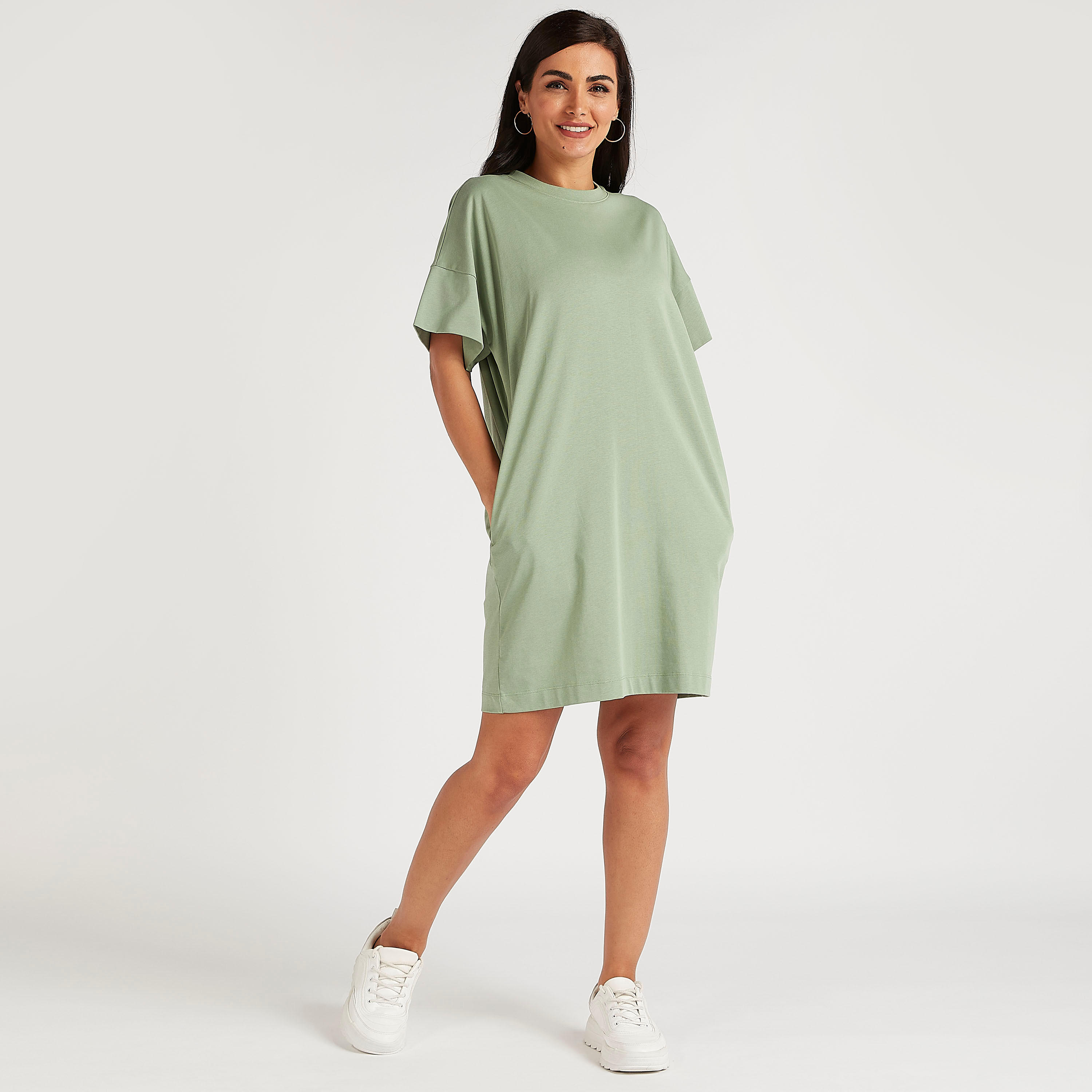 فستان تيشيرت طويل بجيوب وياقة ضيّقة-women-clothing-dresses-image-2