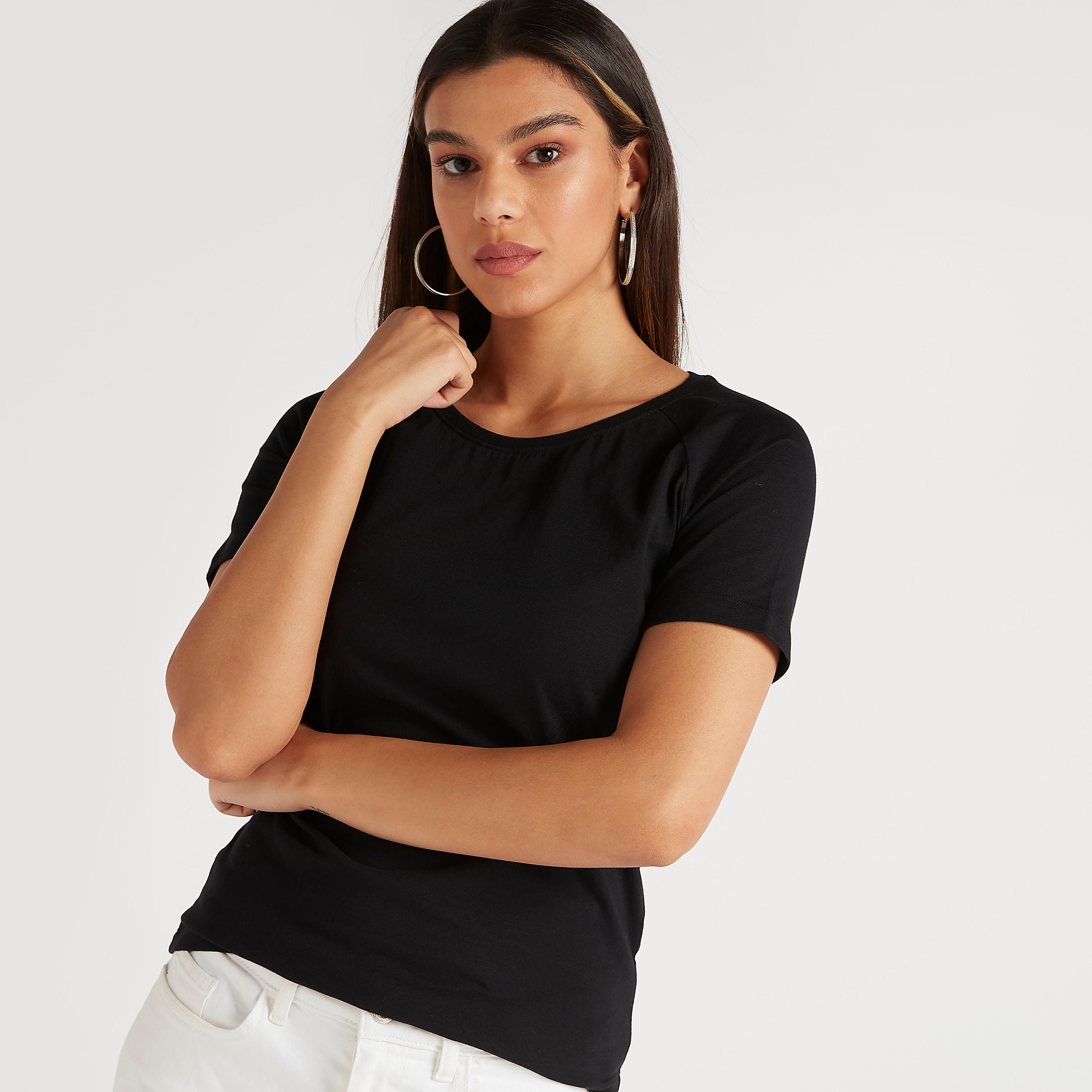 تيشيرت سادة بياقة مستديرة وأكمام قصيرة-women-clothing-tshirts-image-1