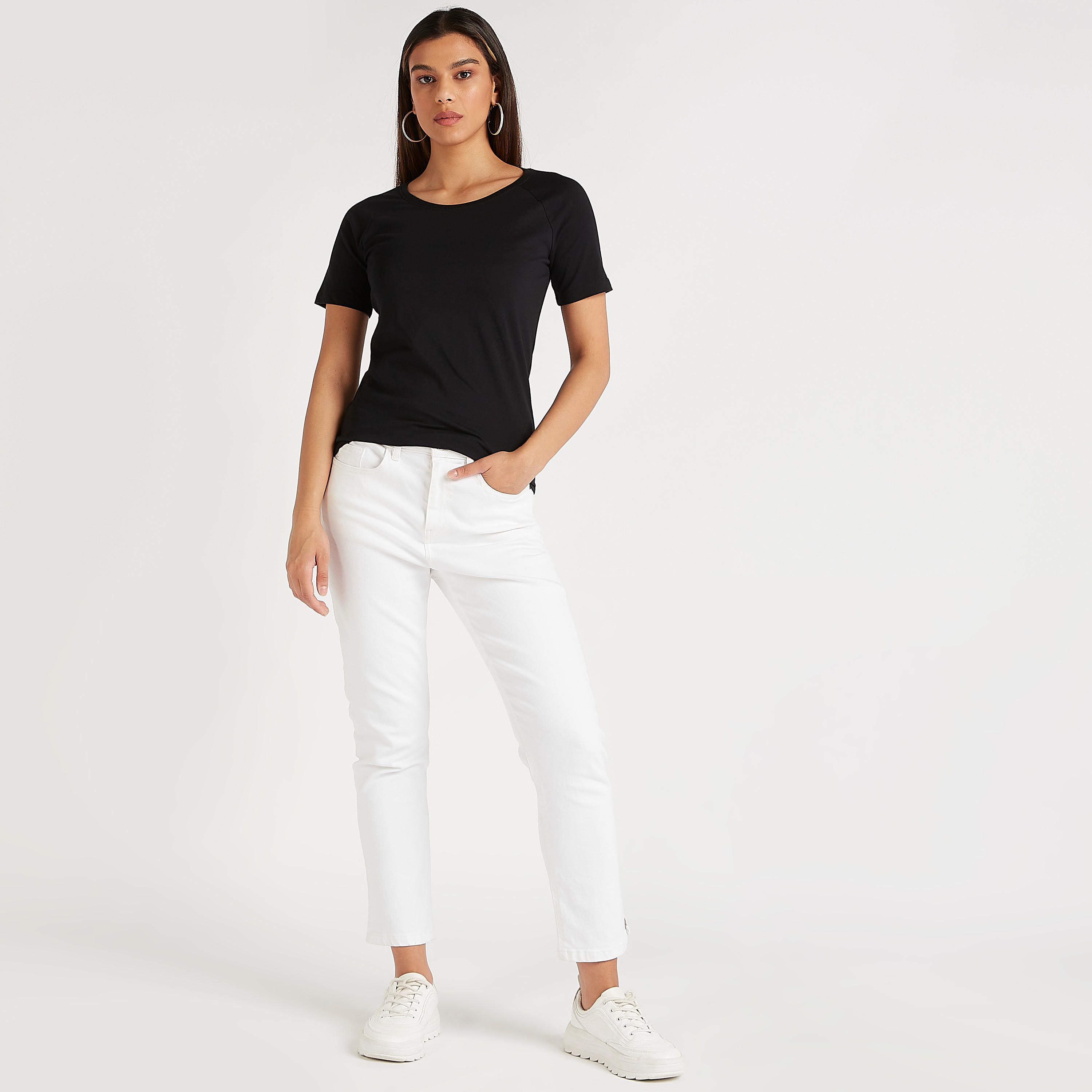 تيشيرت سادة بياقة مستديرة وأكمام قصيرة-women-clothing-tshirts-image-2
