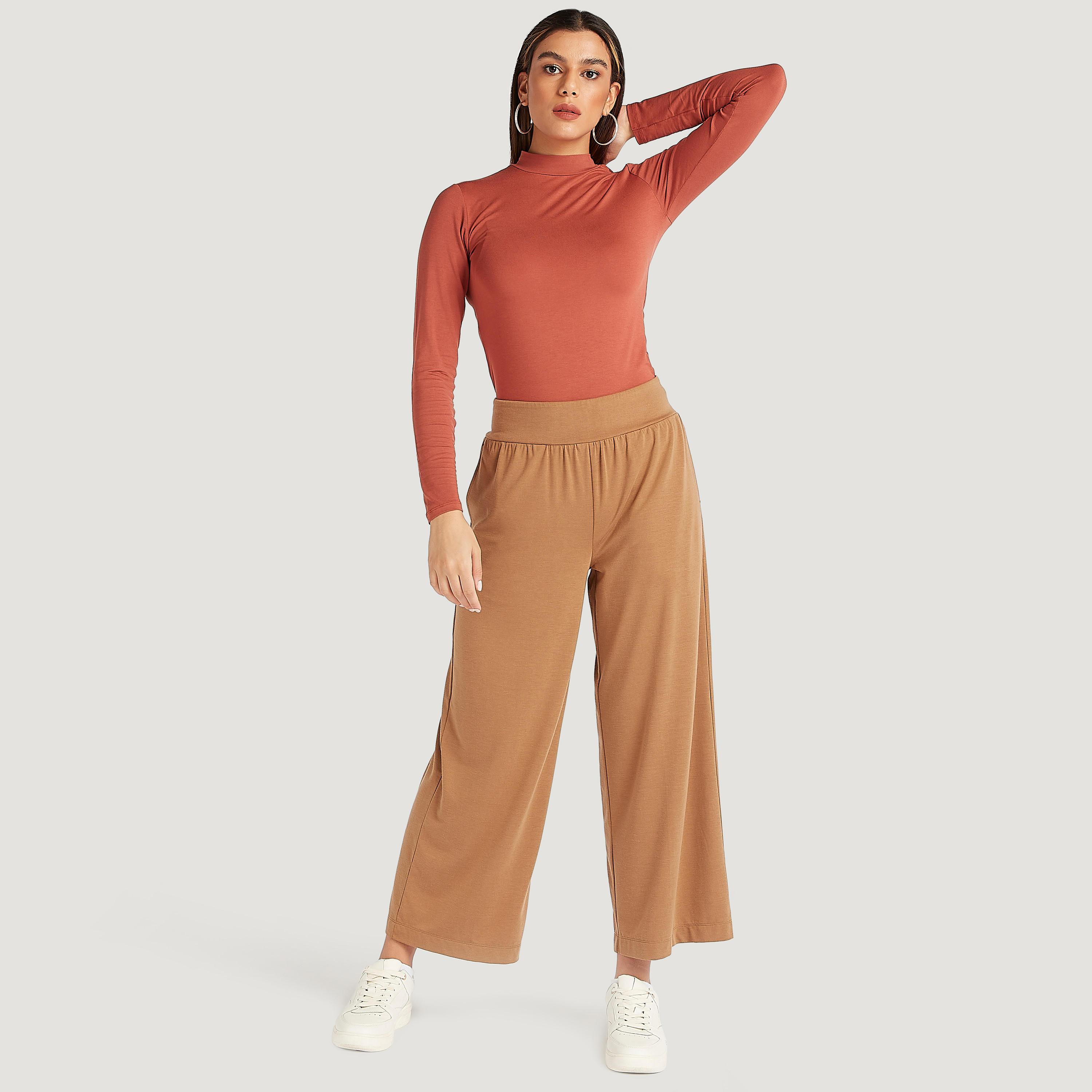 بنطلون واسع سادة بخصر مطاطي مرن-women-clothing-bottoms-trousers-image-2