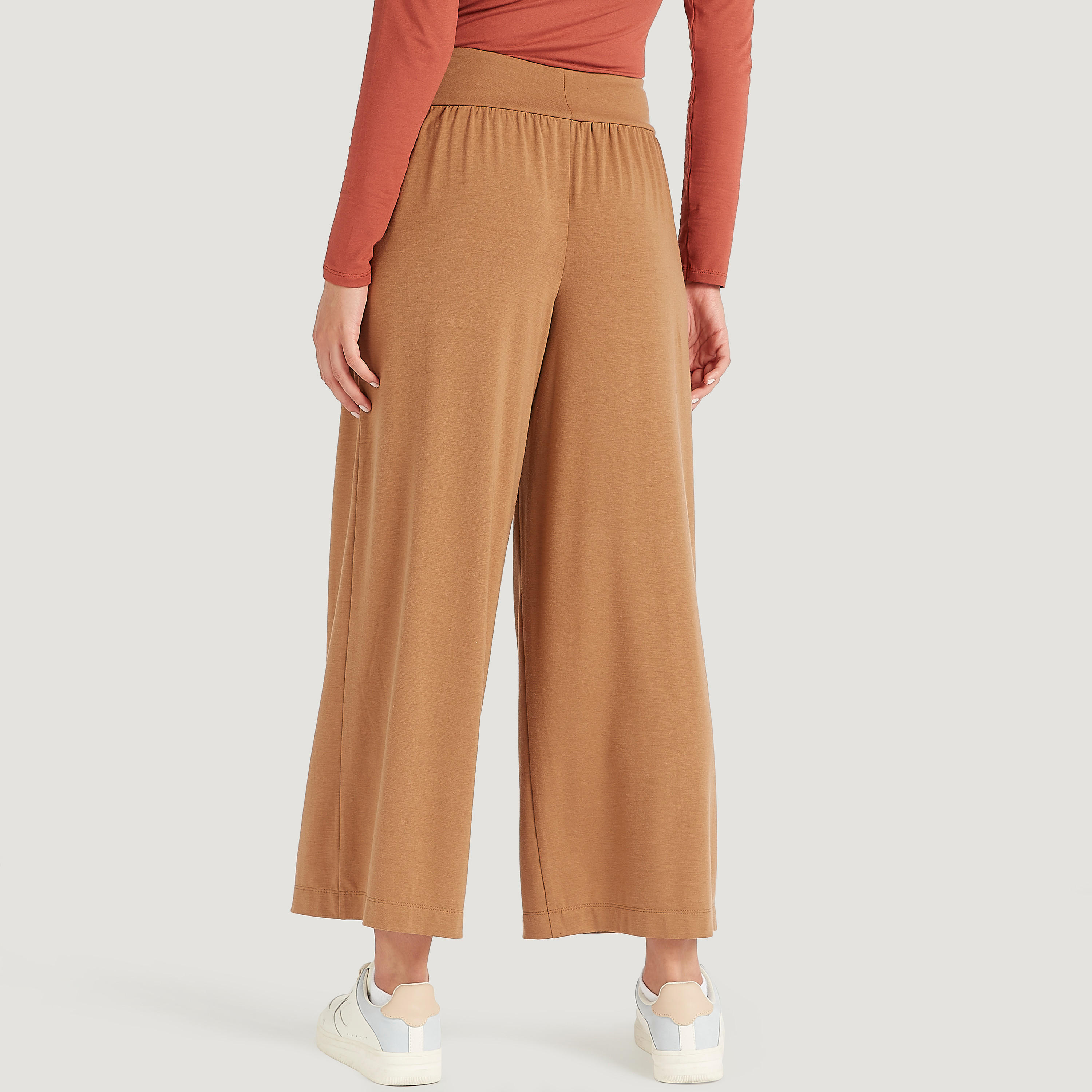 بنطلون واسع سادة بخصر مطاطي مرن-women-clothing-bottoms-trousers-image-4
