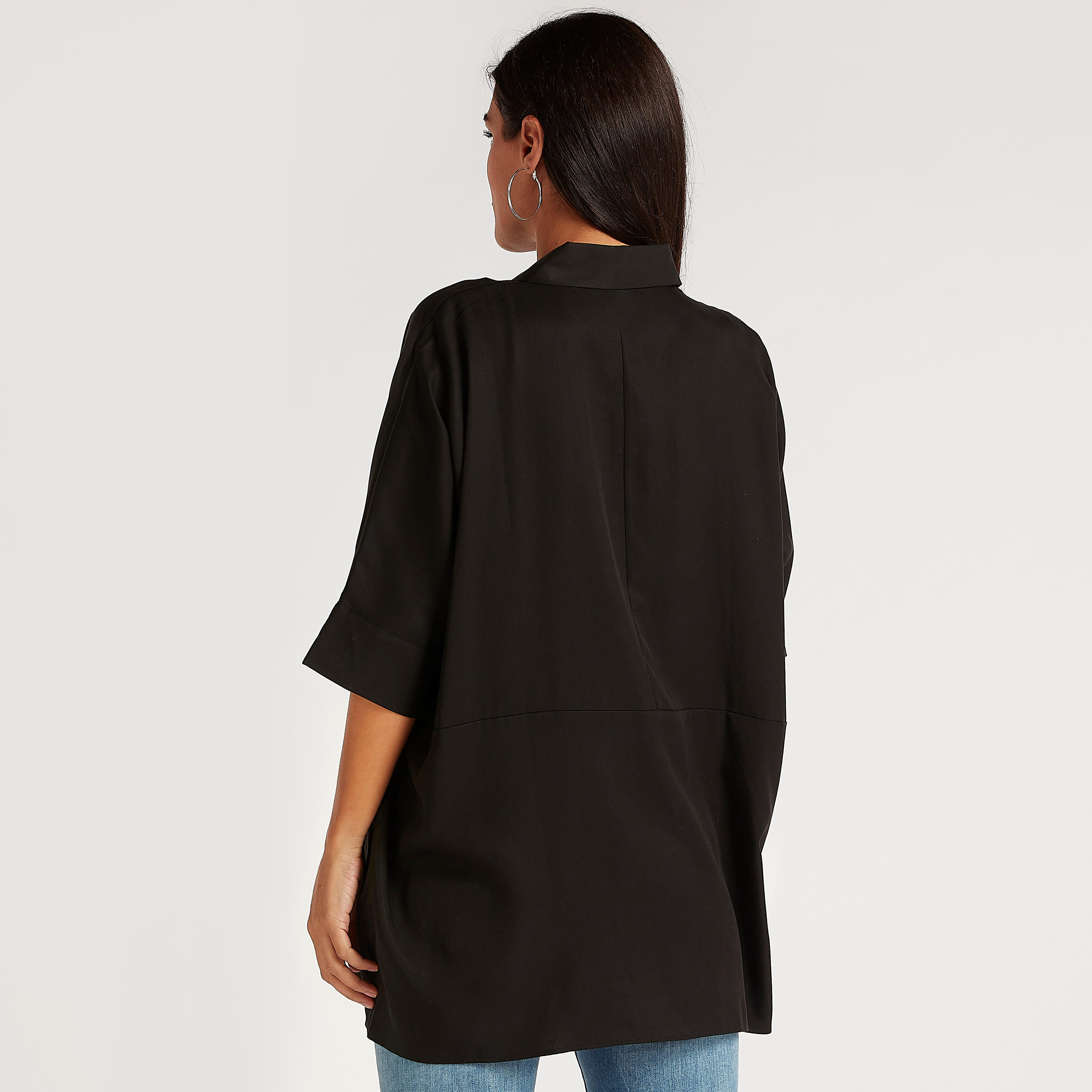قميص واسع سادة بأكمام 3/4 وياقة عادية-women-clothing-shirtsandblouses-shirts-image-2