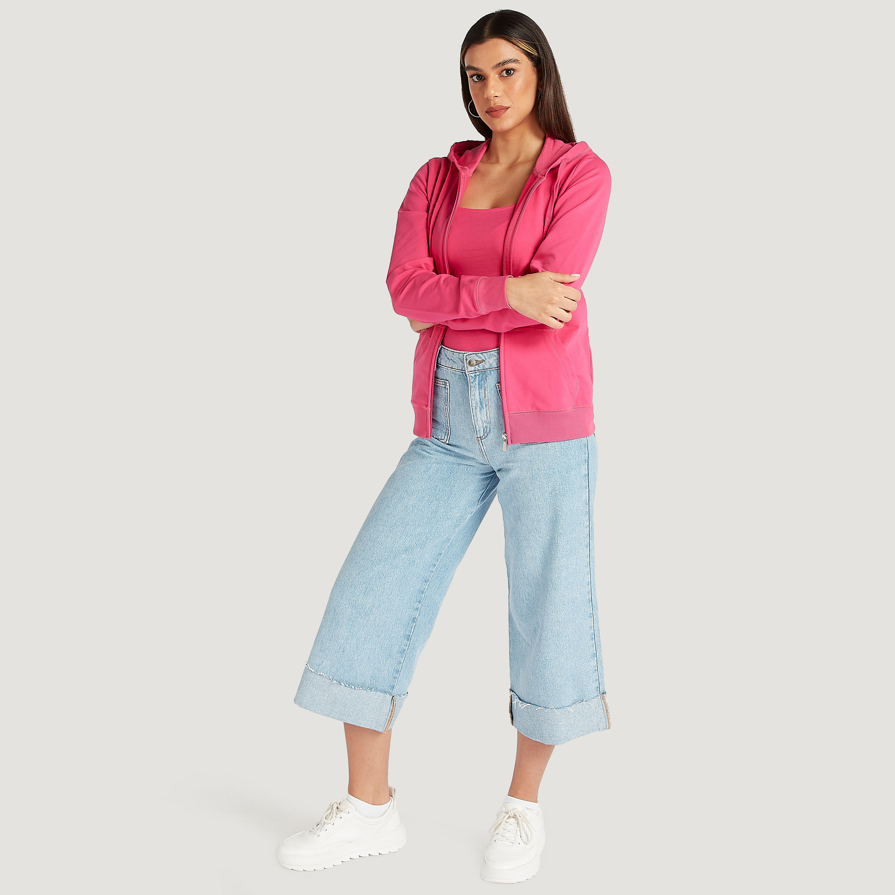 هودي سادة بسحّاب وأكمام طويلة وجيوب-women-winterwear-hoodiesandsweatshirts-sweatshirts-image-4