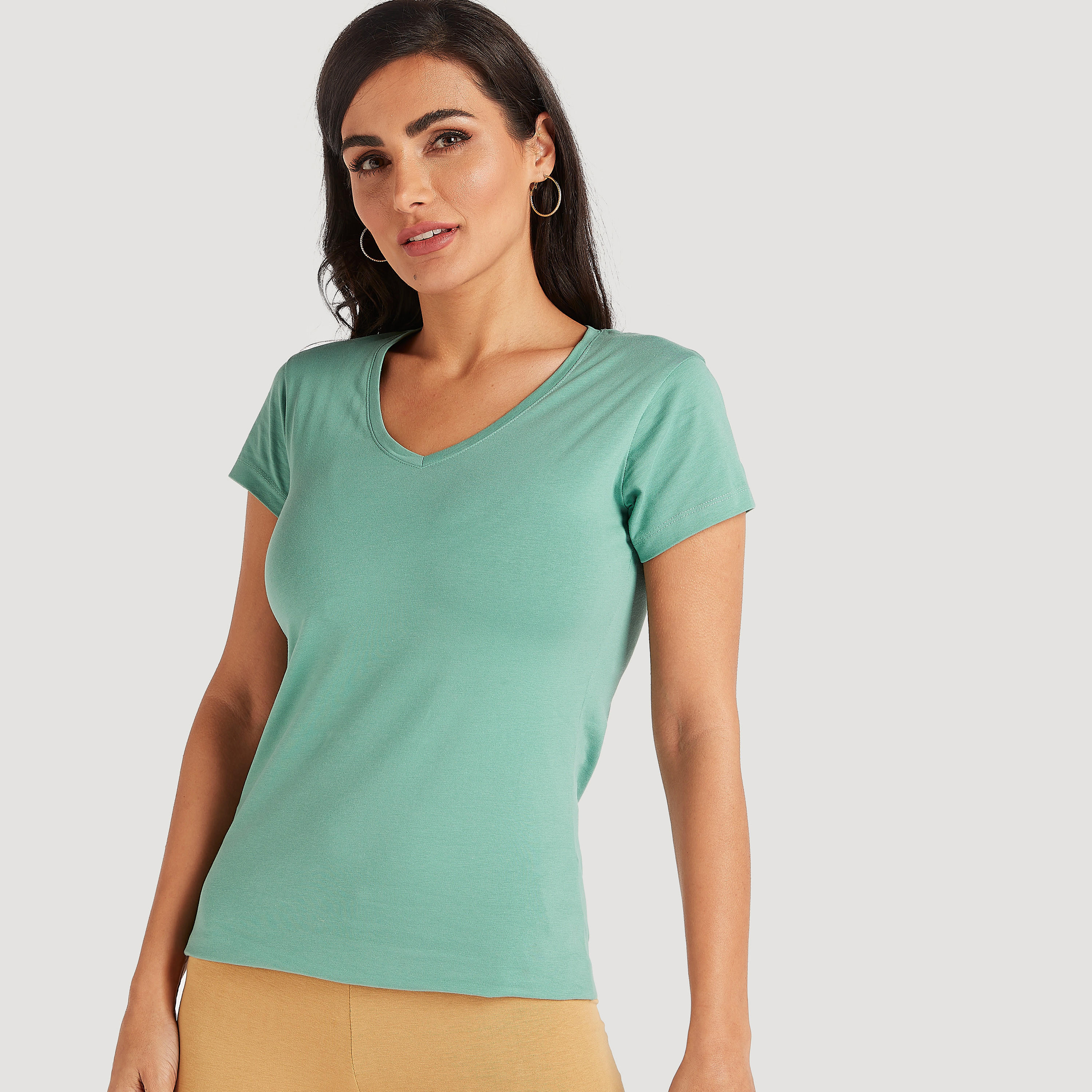 تيشيرت سادة بياقة V وأكمام كاب-women-clothing-tshirts-image-5