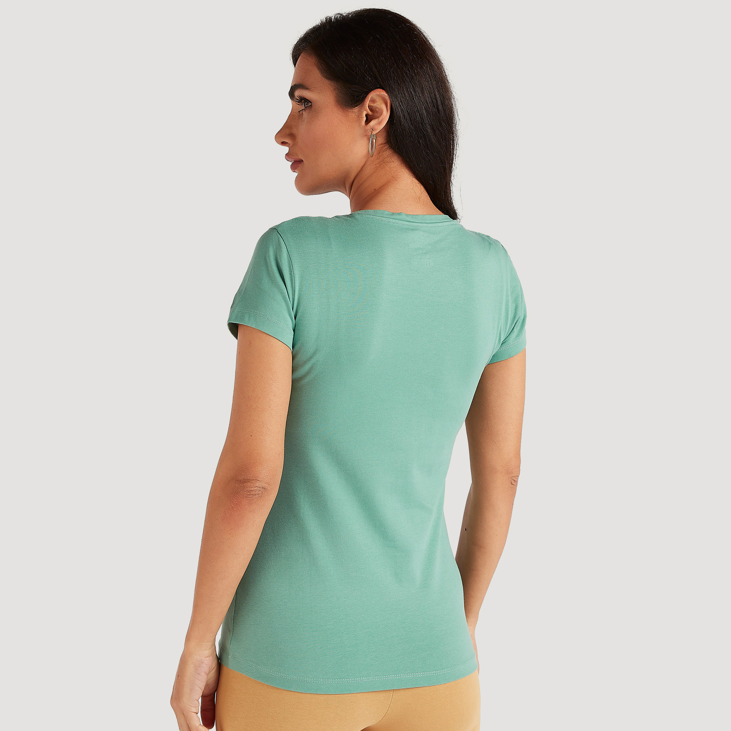 تيشيرت سادة بياقة V وأكمام كاب-women-clothing-tshirts-image-2