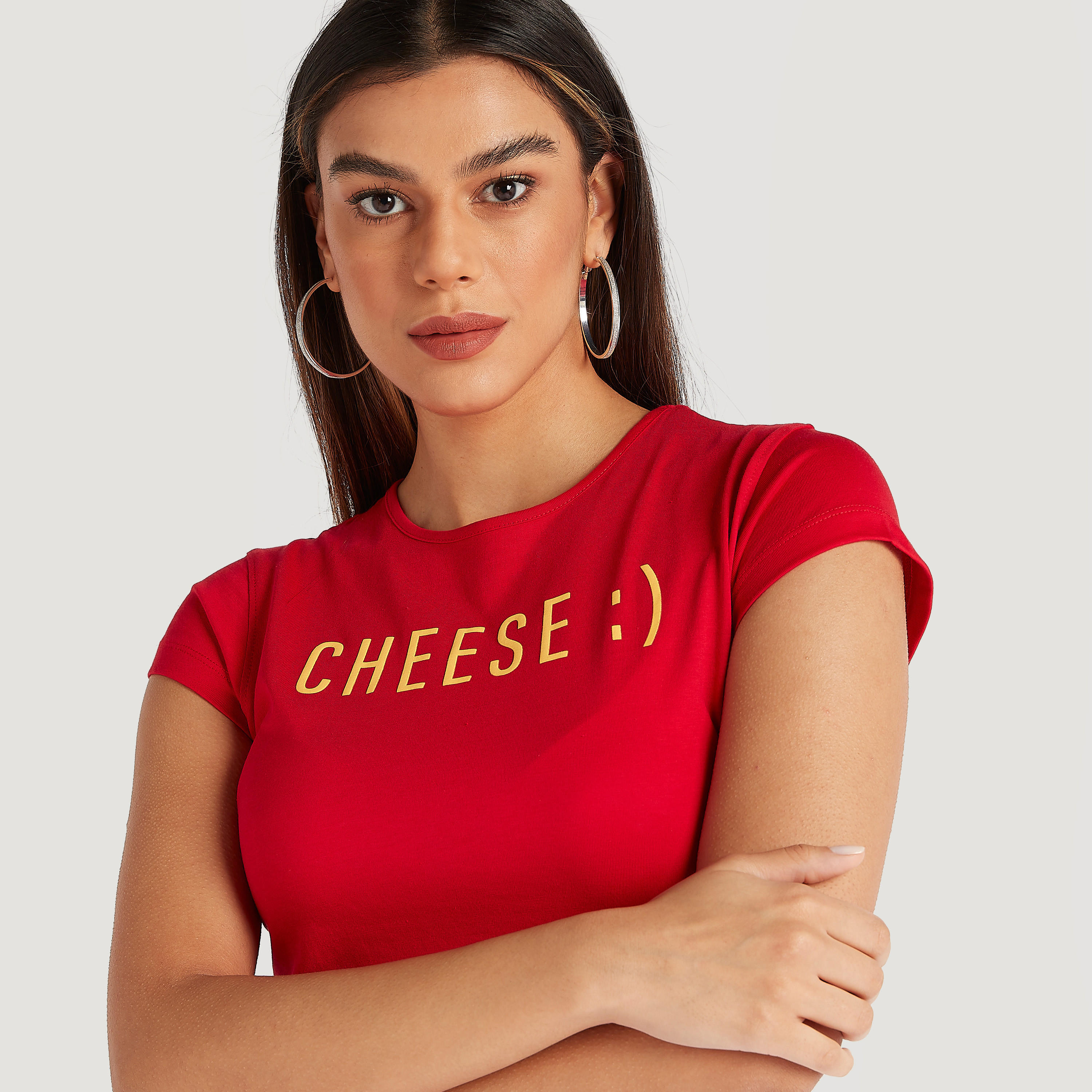 تيشيرت بياقة ضيّقة وأكمام كاب وطبعات-women-clothing-tshirts-image-3