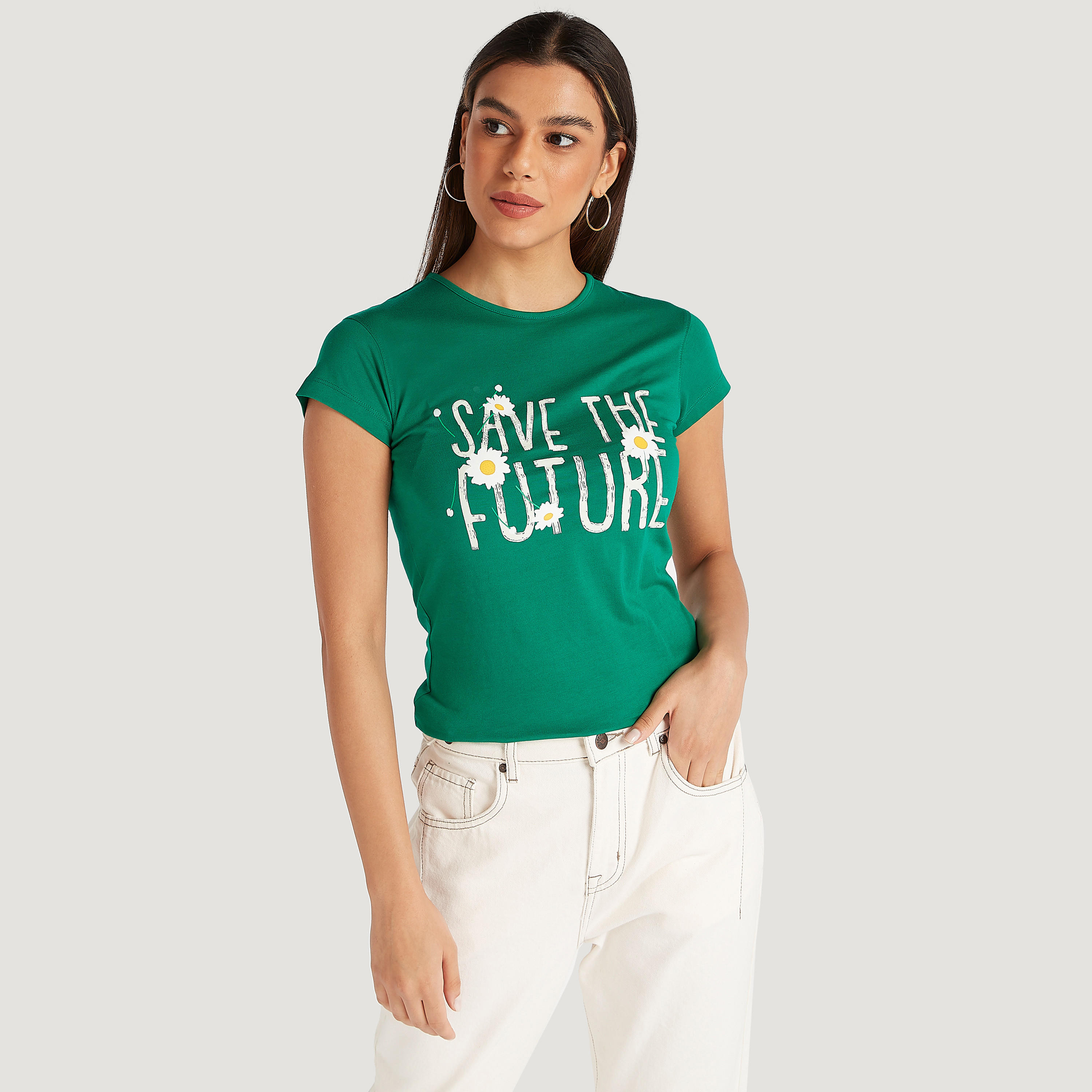 تيشيرت بياقة ضيّقة وأكمام كاب وطبعات-women-clothing-tshirts-image-5