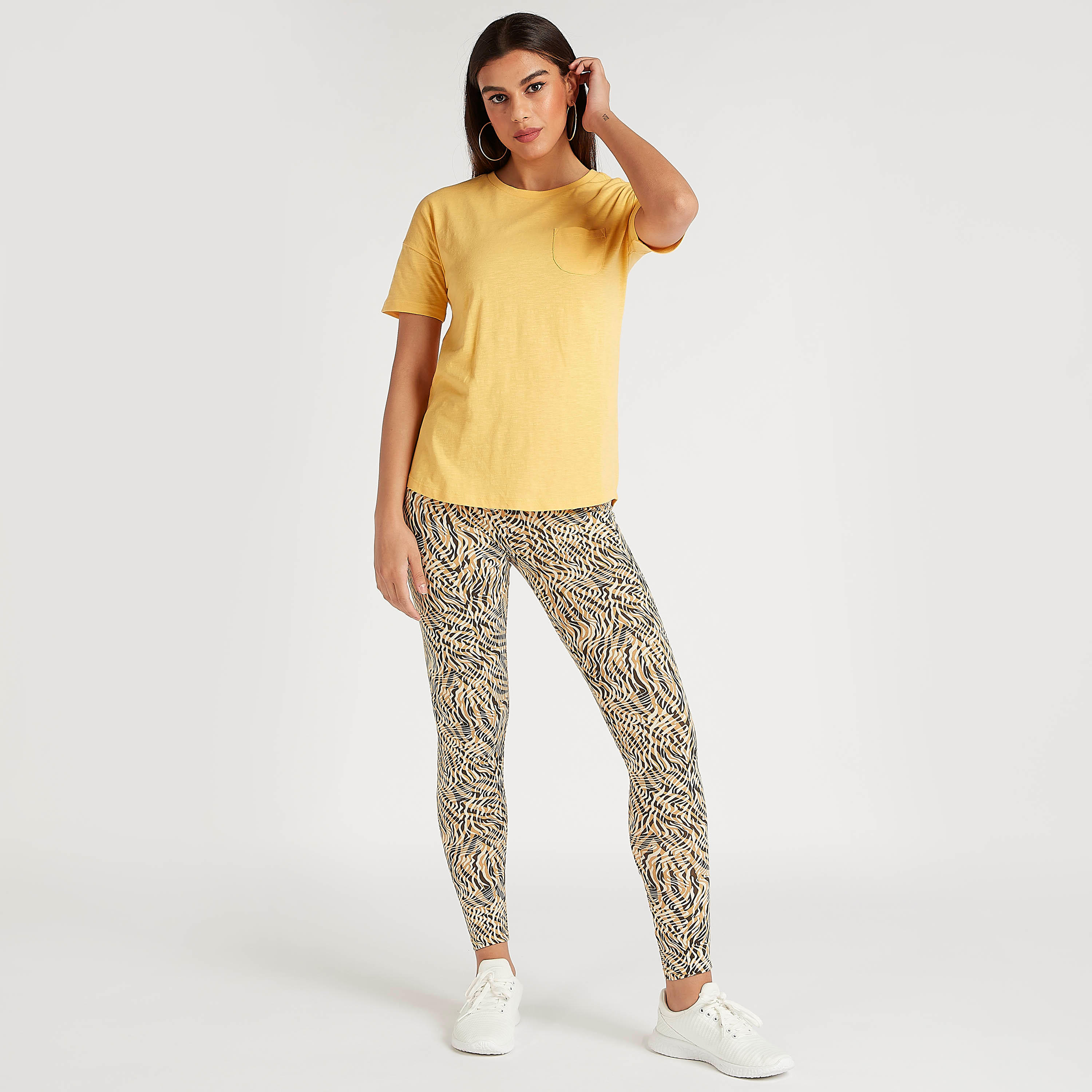 بنطلون ليقنز سكيني فيت بطول الكاحل وطبعات وخصر مطّاطي-women-clothing-bottoms-leggings-image-2