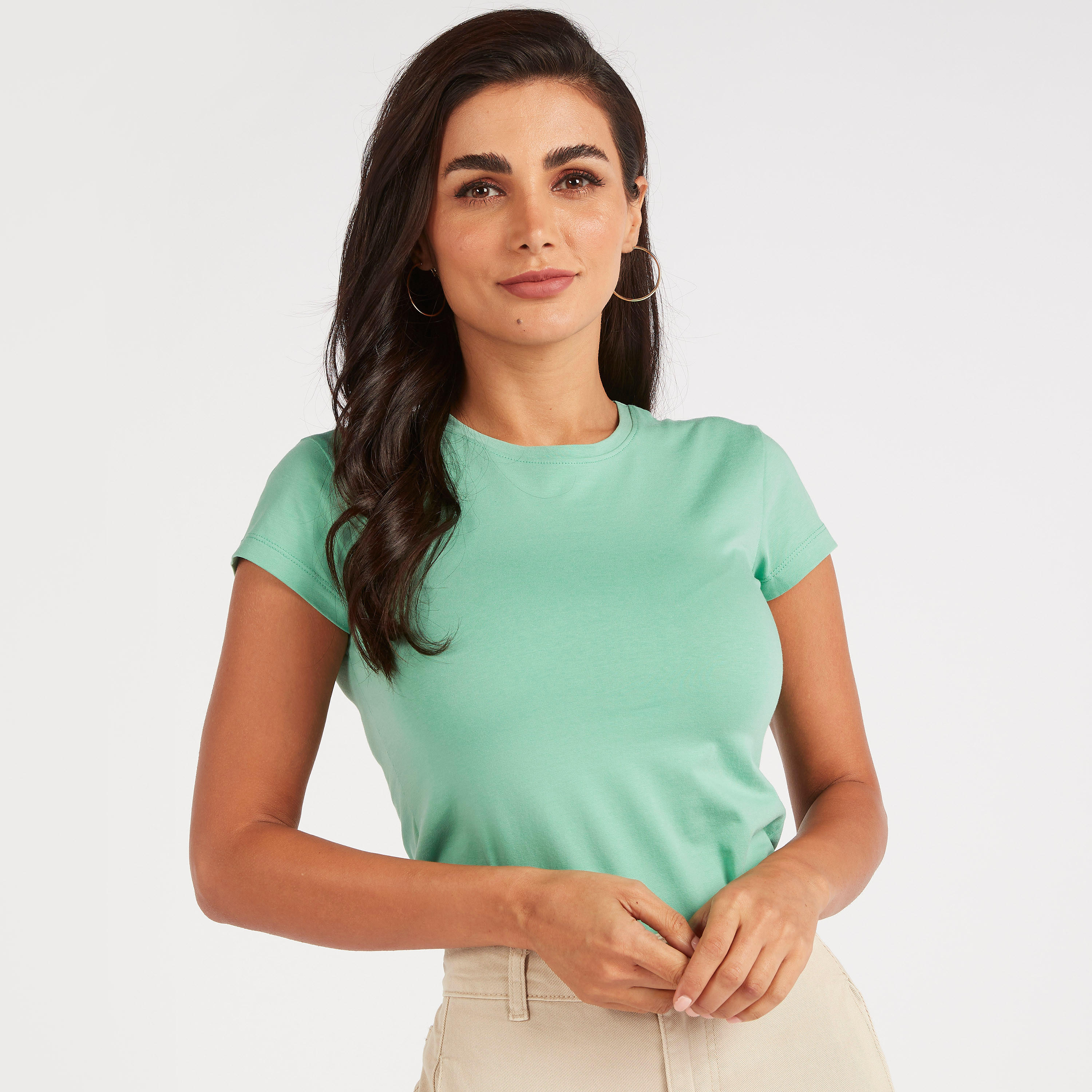 تيشيرت سادة بياقة ضيّقة وأكمام كاب-women-clothing-tshirts-image-4