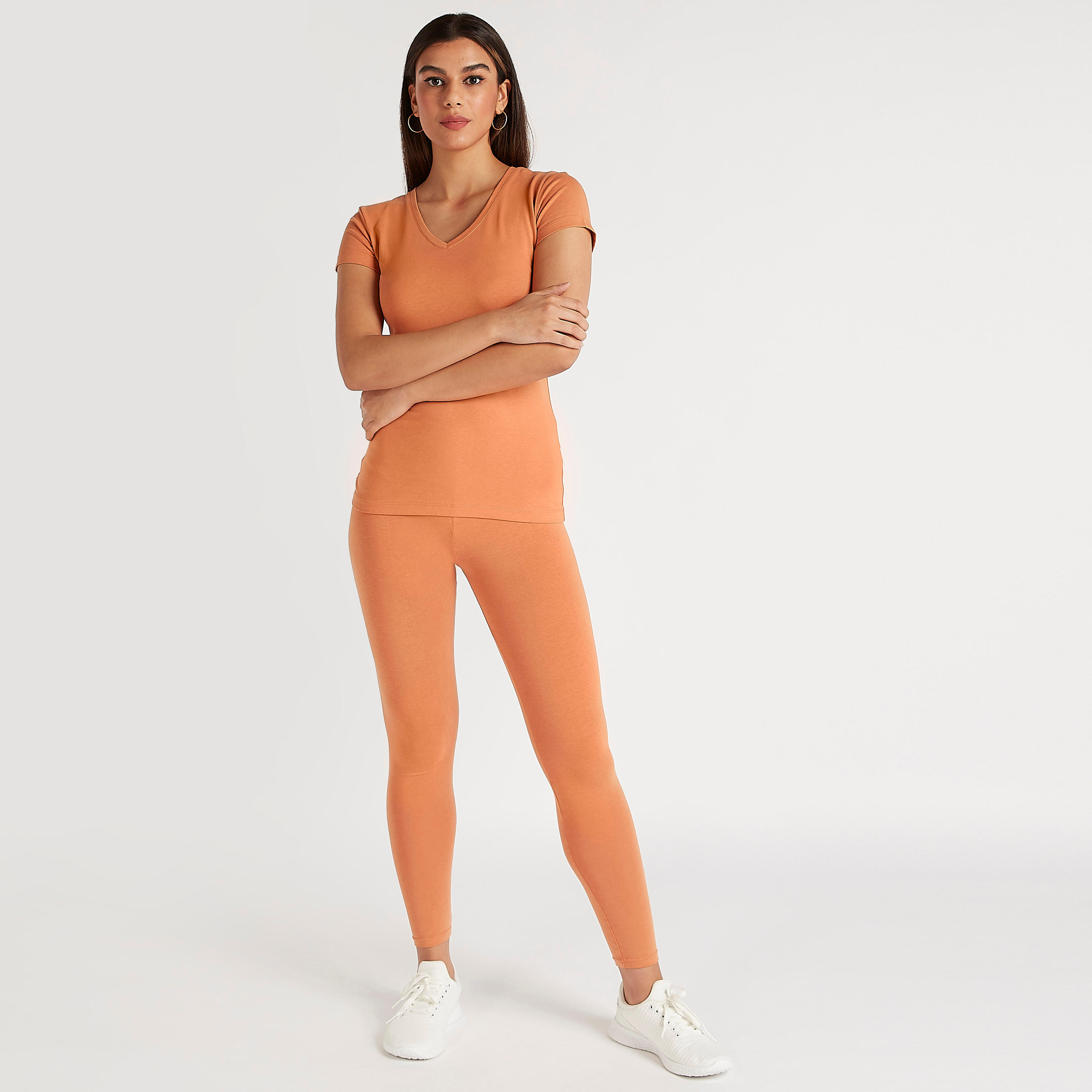 تيشيرت سادة بياقة V وأكمام كاب-women-clothing-tshirts-image-5