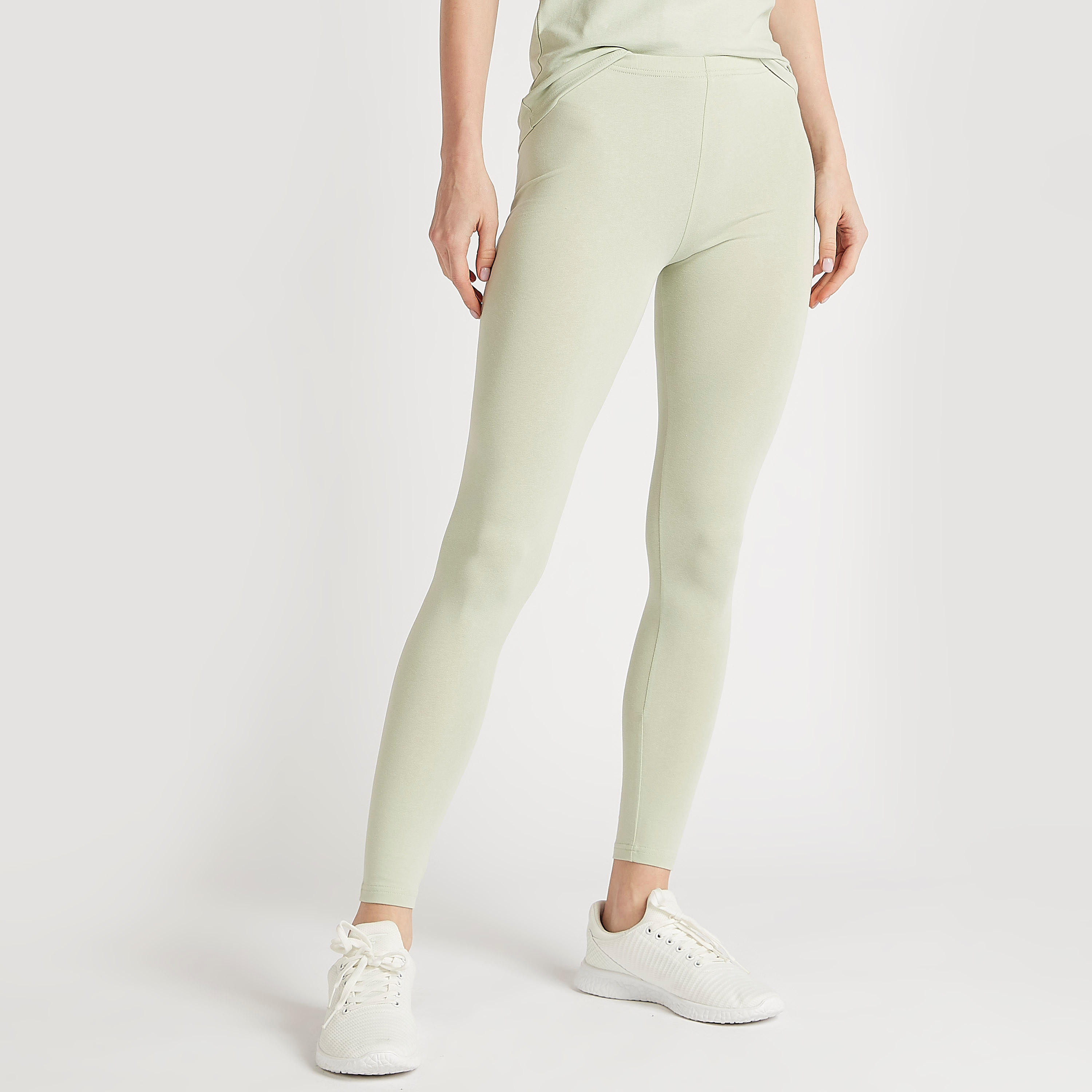 بنطلون ليقنز سادة بخصر مطّاطي-women-clothing-bottoms-leggings-image-6