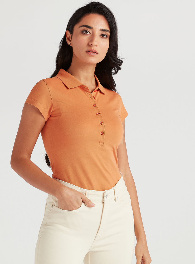 تيشيرت بولو سادة بأكمام كاب-women-clothing-tshirts-image-4