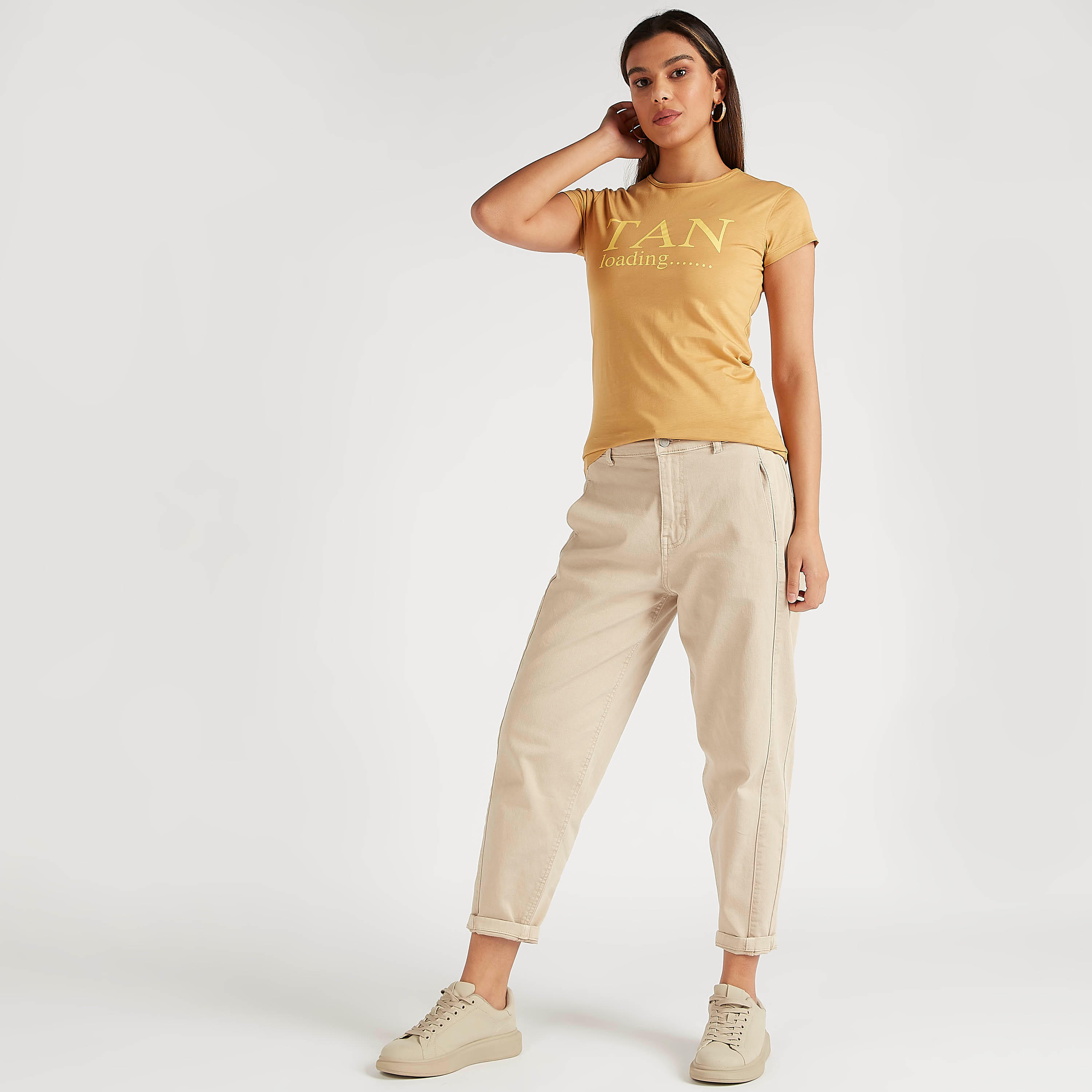 تيشيرت بياقة ضيّقة وأكمام كاب وطبعات-women-clothing-tshirts-image-2