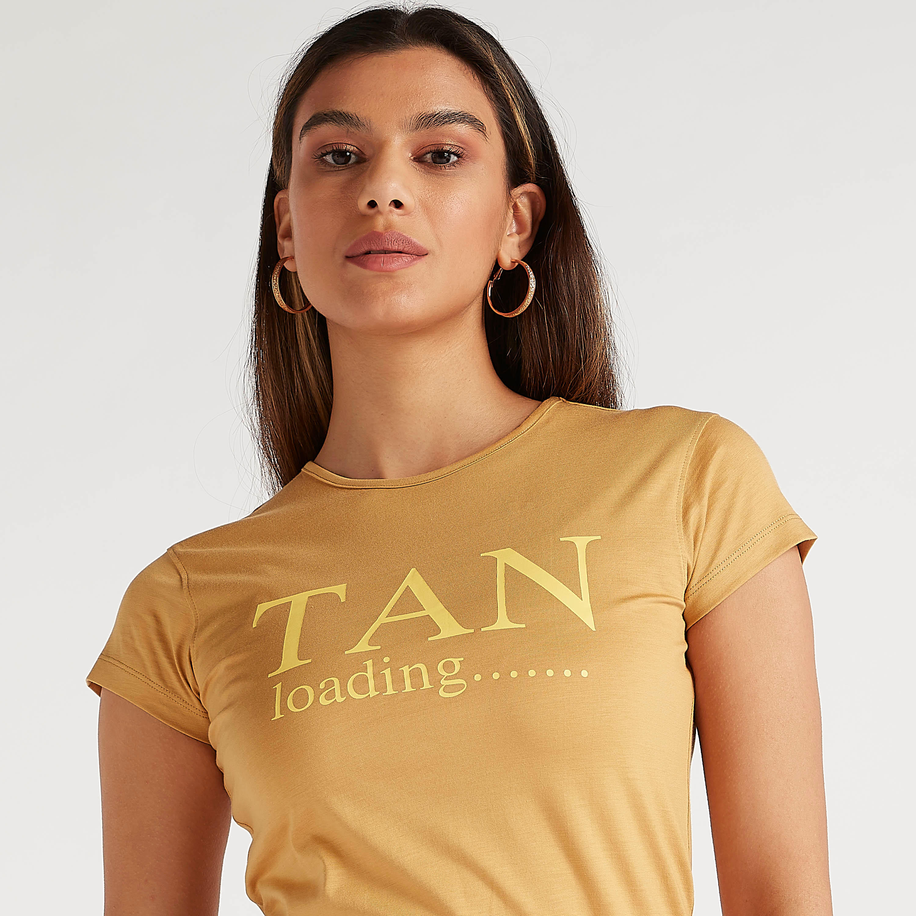 تيشيرت بياقة ضيّقة وأكمام كاب وطبعات-women-clothing-tshirts-image-3