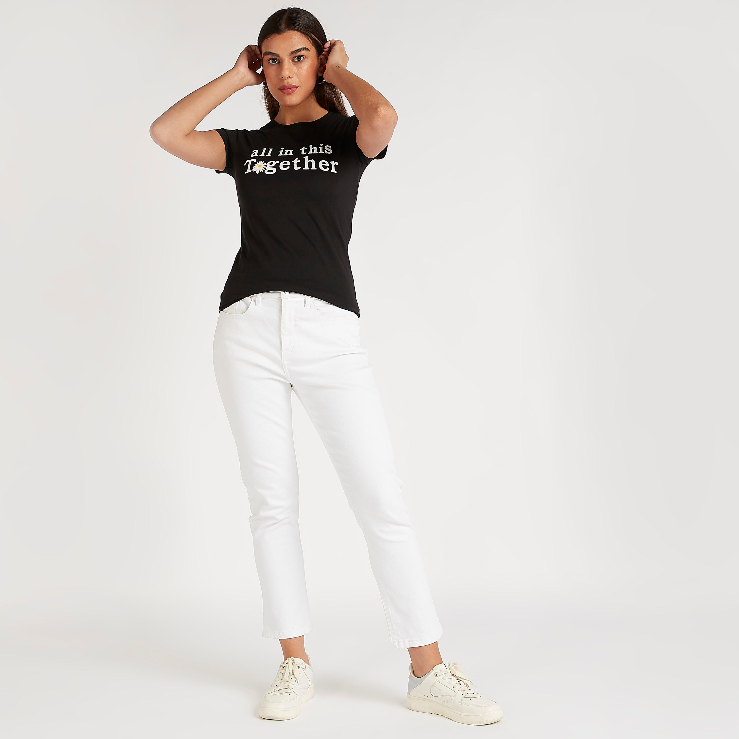 تيشيرت بياقة ضيّقة وأكمام كَاب وطبعات شعار-women-clothing-tshirts-image-2
