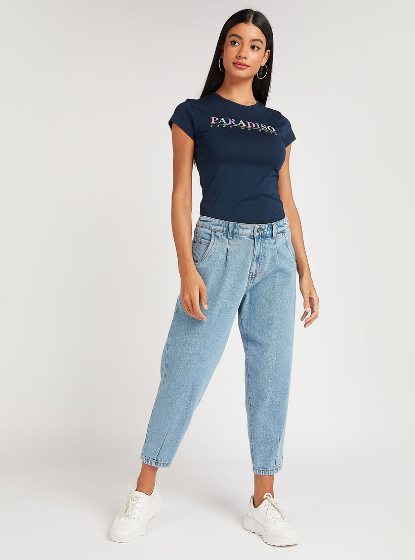 تيشيرت بياقة ضيّقة وأكمام كاب وطَبعات-women-clothing-tshirts-image-3
