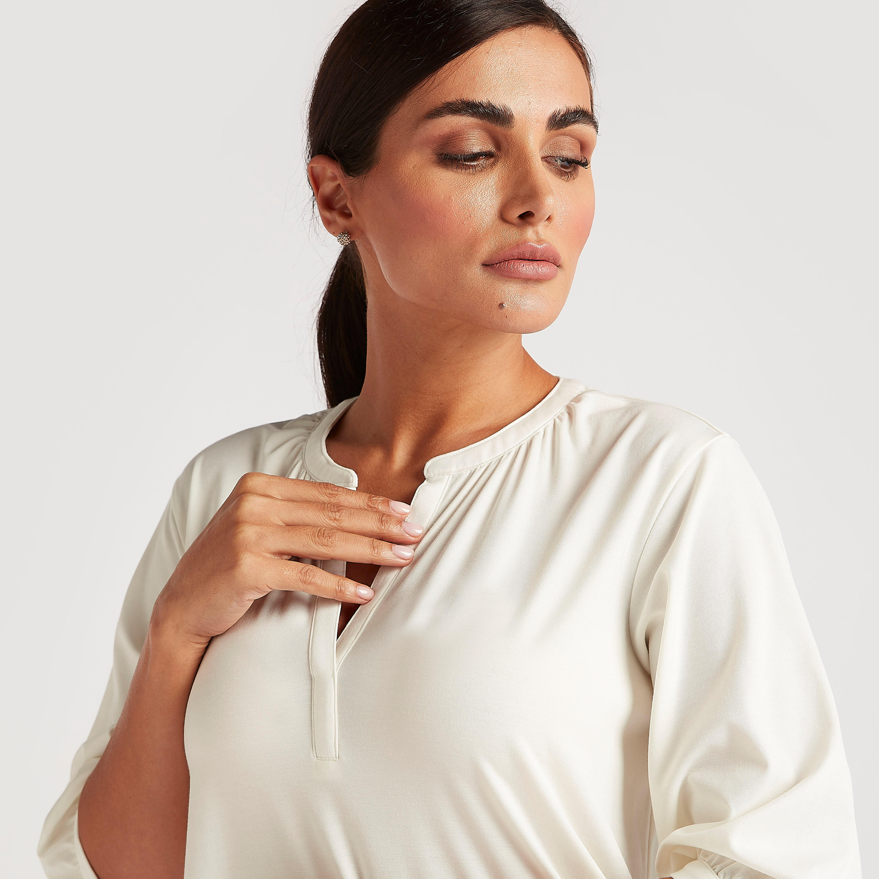 بلوزة تونيك سادة بجيوب وياقة v-women-clothing-dresses-image-19