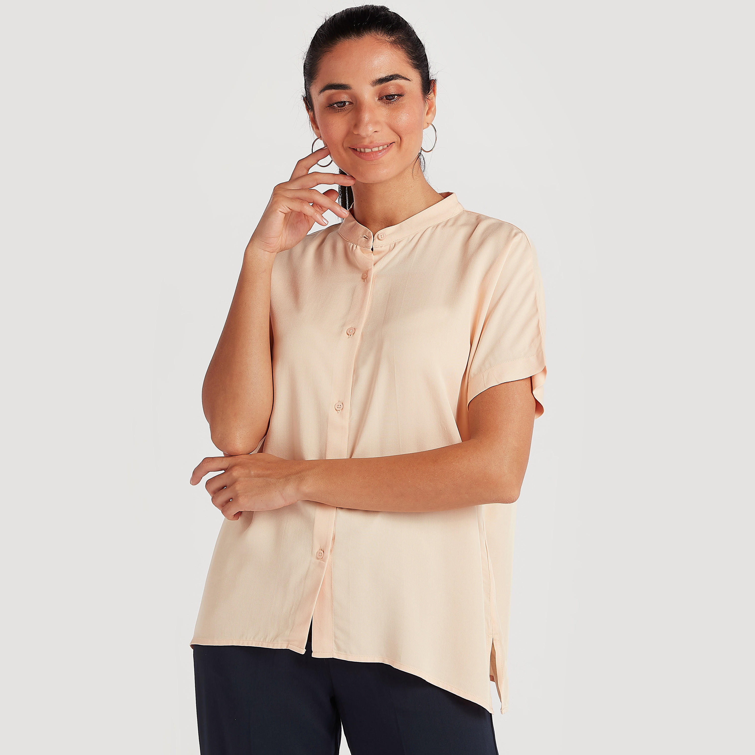 قميص سادة بياقة ماندارين وأكمام قصيرة-women-clothing-shirtsandblouses-shirts-image-1
