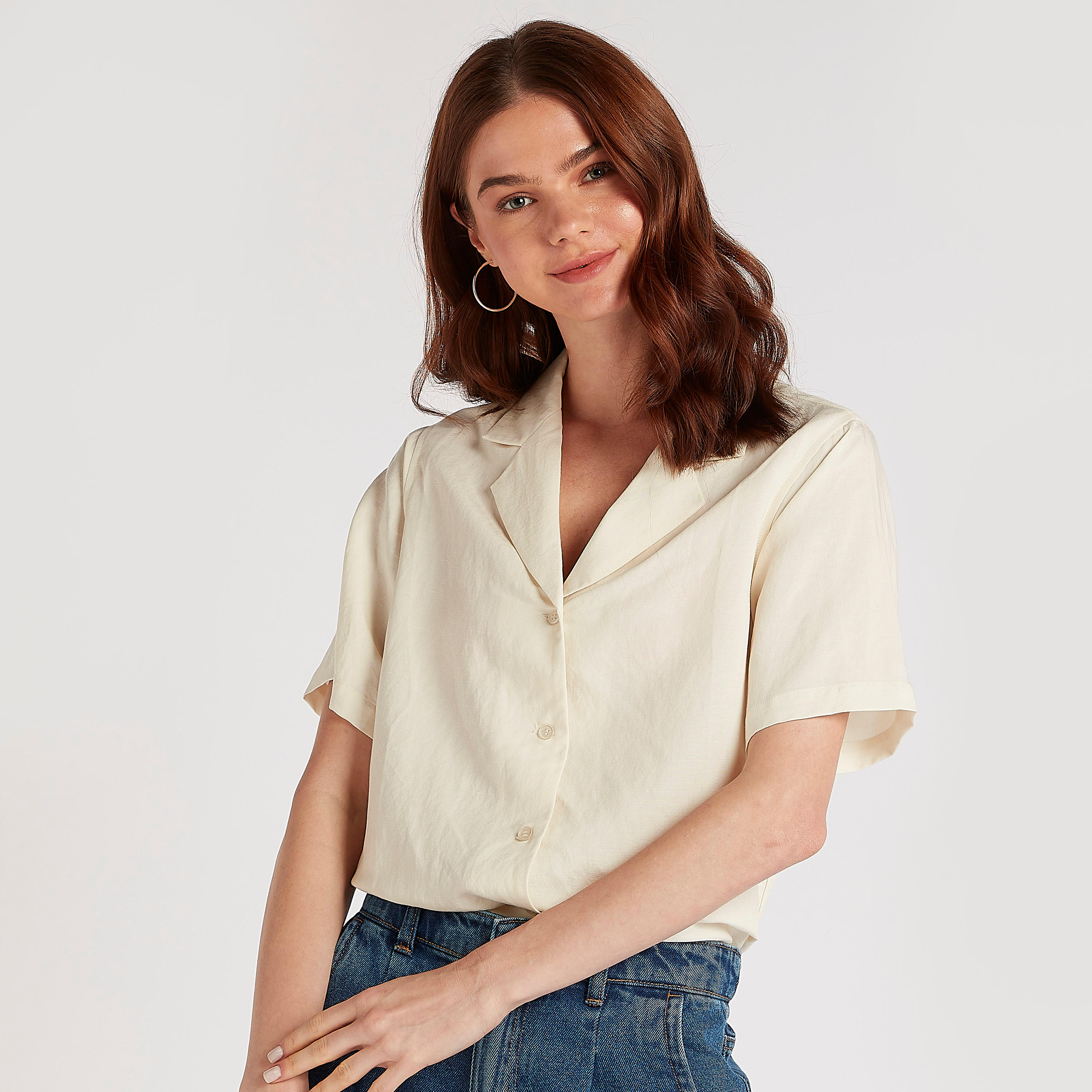 قميص بارز الملمس بأكمام قصيرة-women-clothing-shirtsandblouses-shirts-image-1