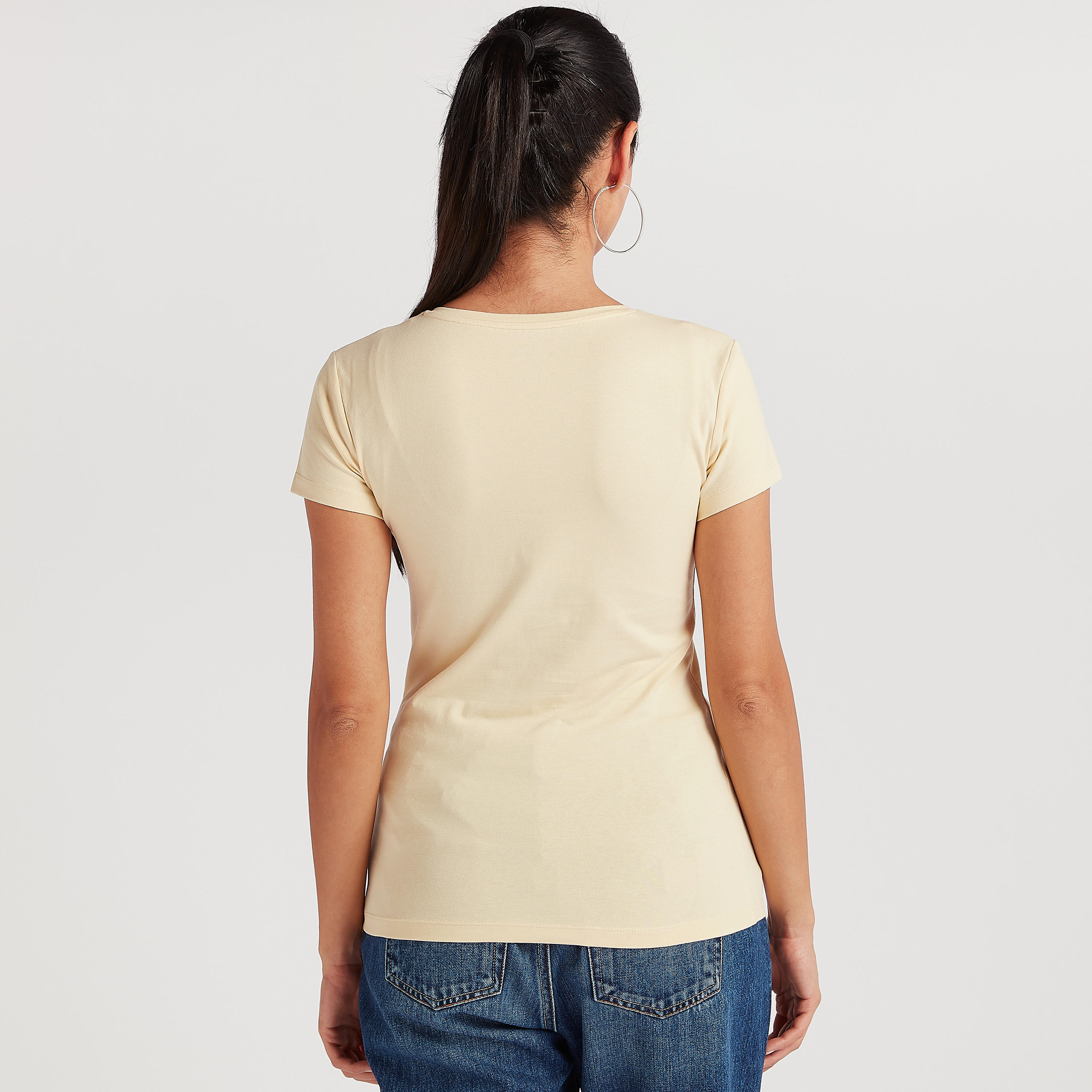 تيشيرت سادة بياقة V وأكمام قصيرة-women-clothing-tshirts-image-1