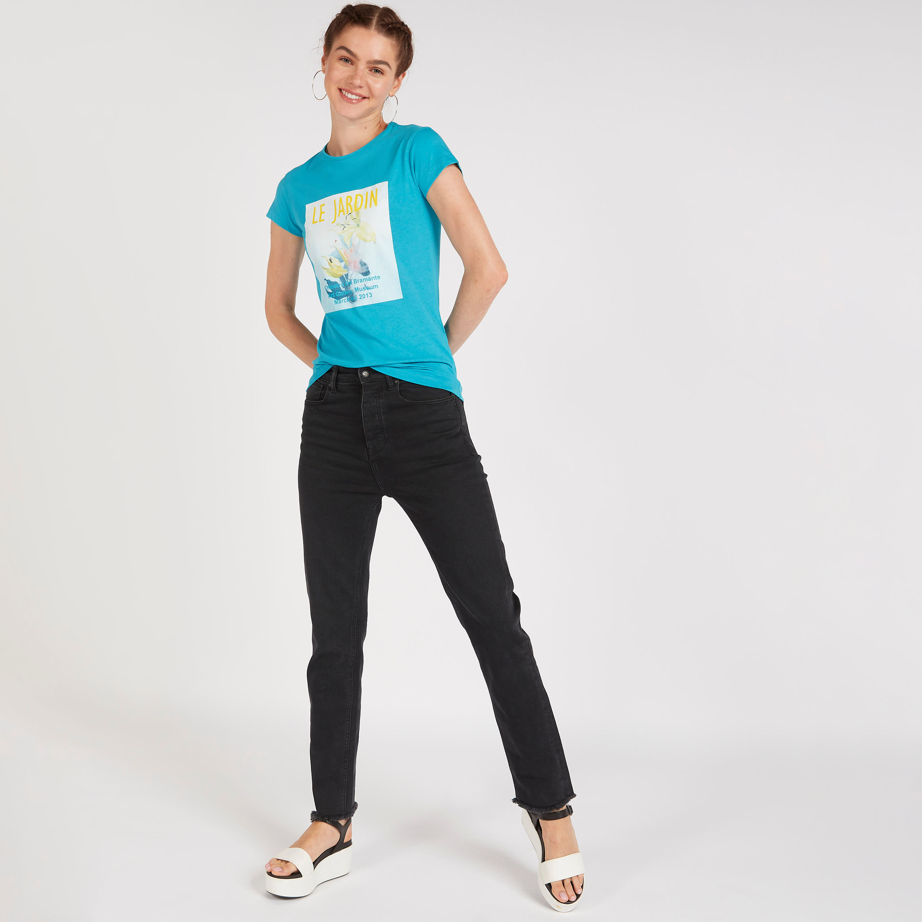 تيشيرت بياقة ضيّقة وأكمام كاب وطبعات-women-clothing-tshirts-image-4