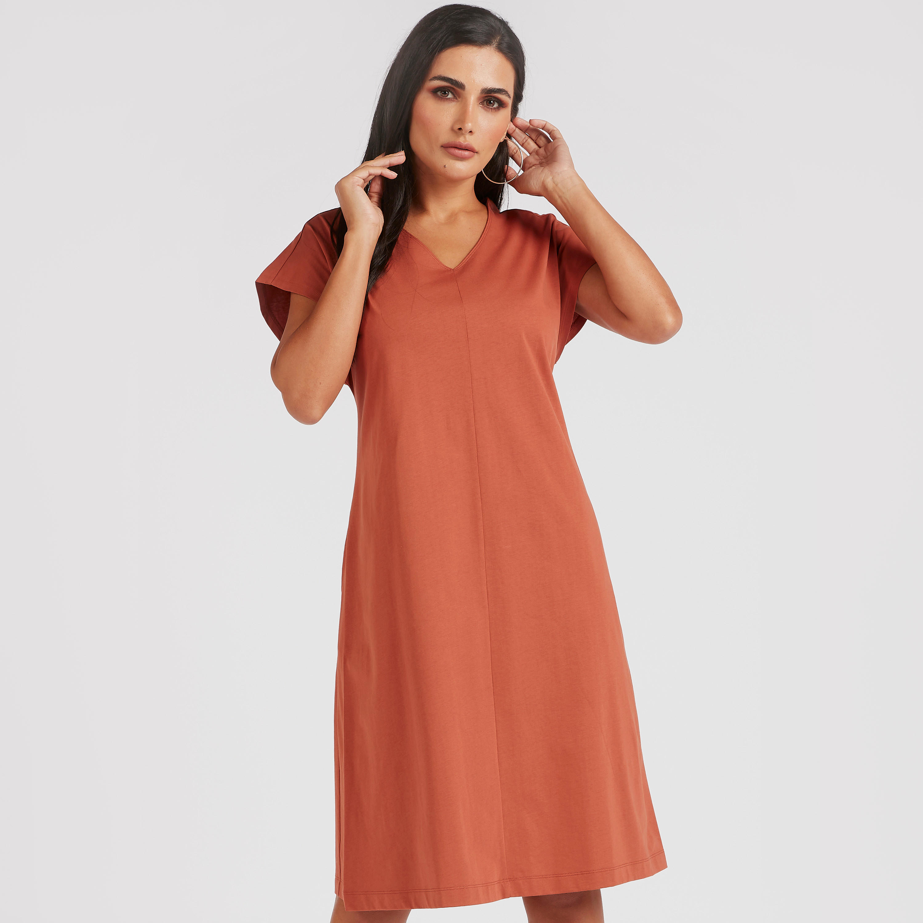 فستان ميدي سادة بياقة V وأكمام كاب-women-clothing-dresses-image-5