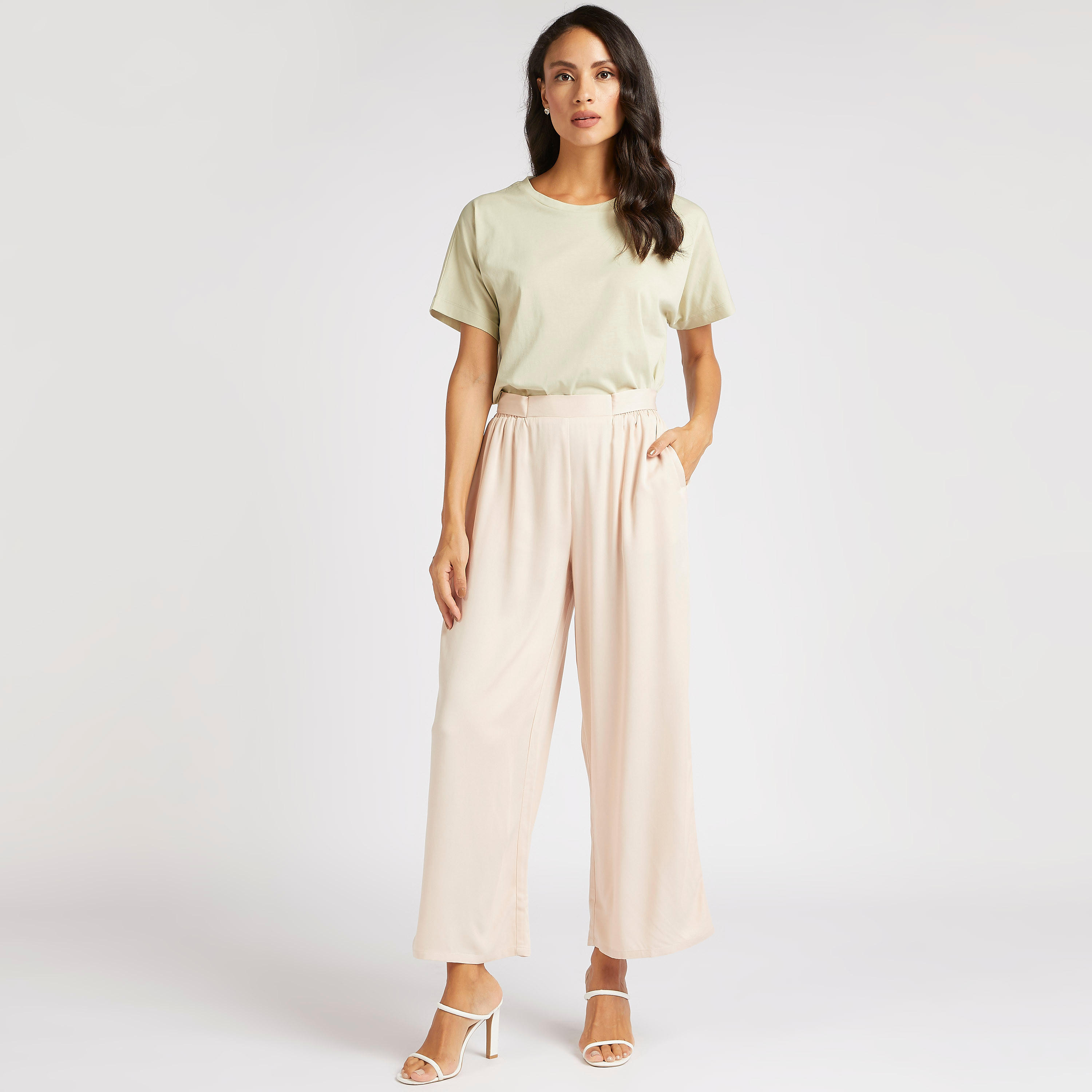 تيشيرت سادة بياقة مستديرة وأكمام قصيرة-women-clothing-tshirts-image-2