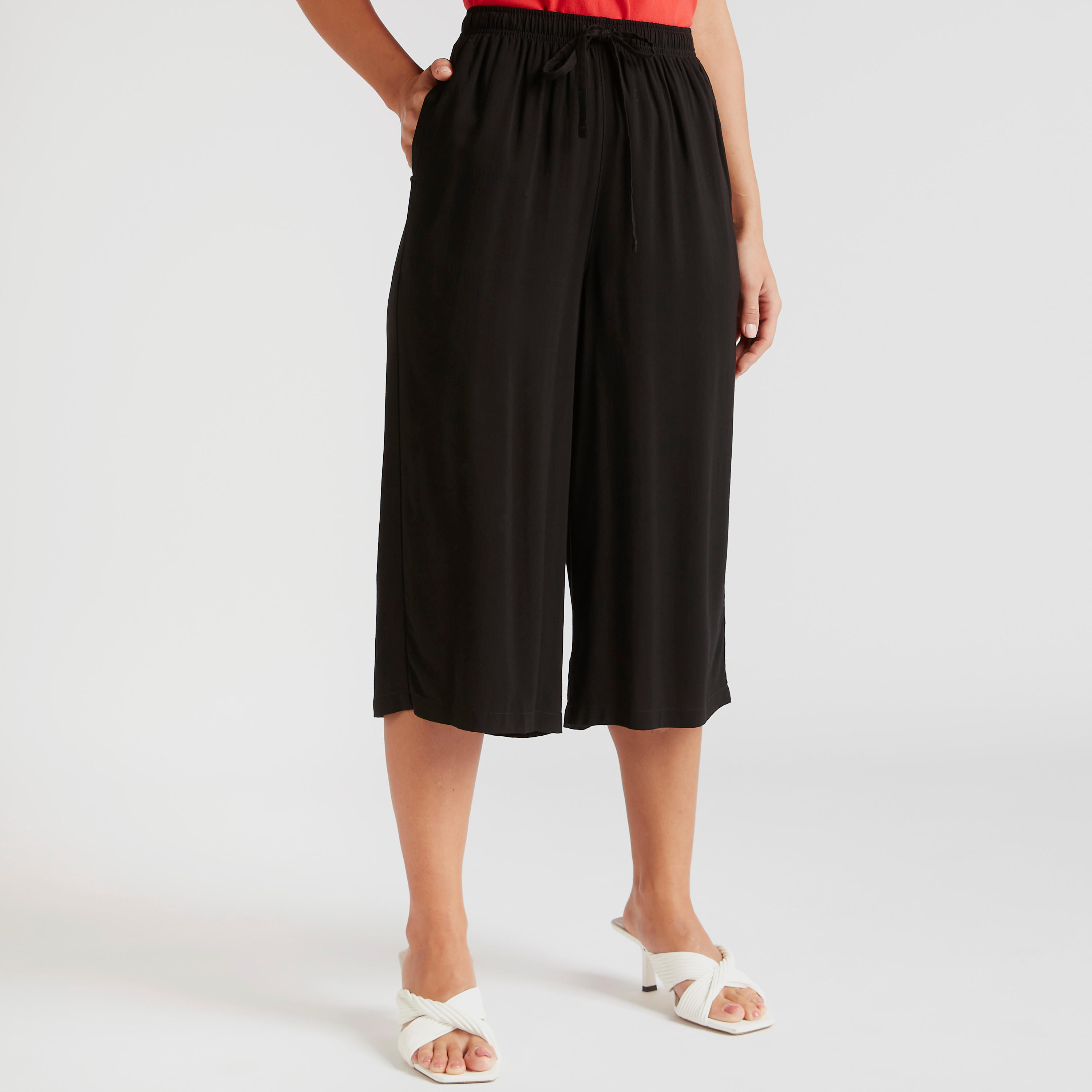 بنطلون كولوتيس سادة بخصر متوسّط الارتفاع ورباط إغلاق وجيوب-women-clothing-bottoms-trousers-image-4