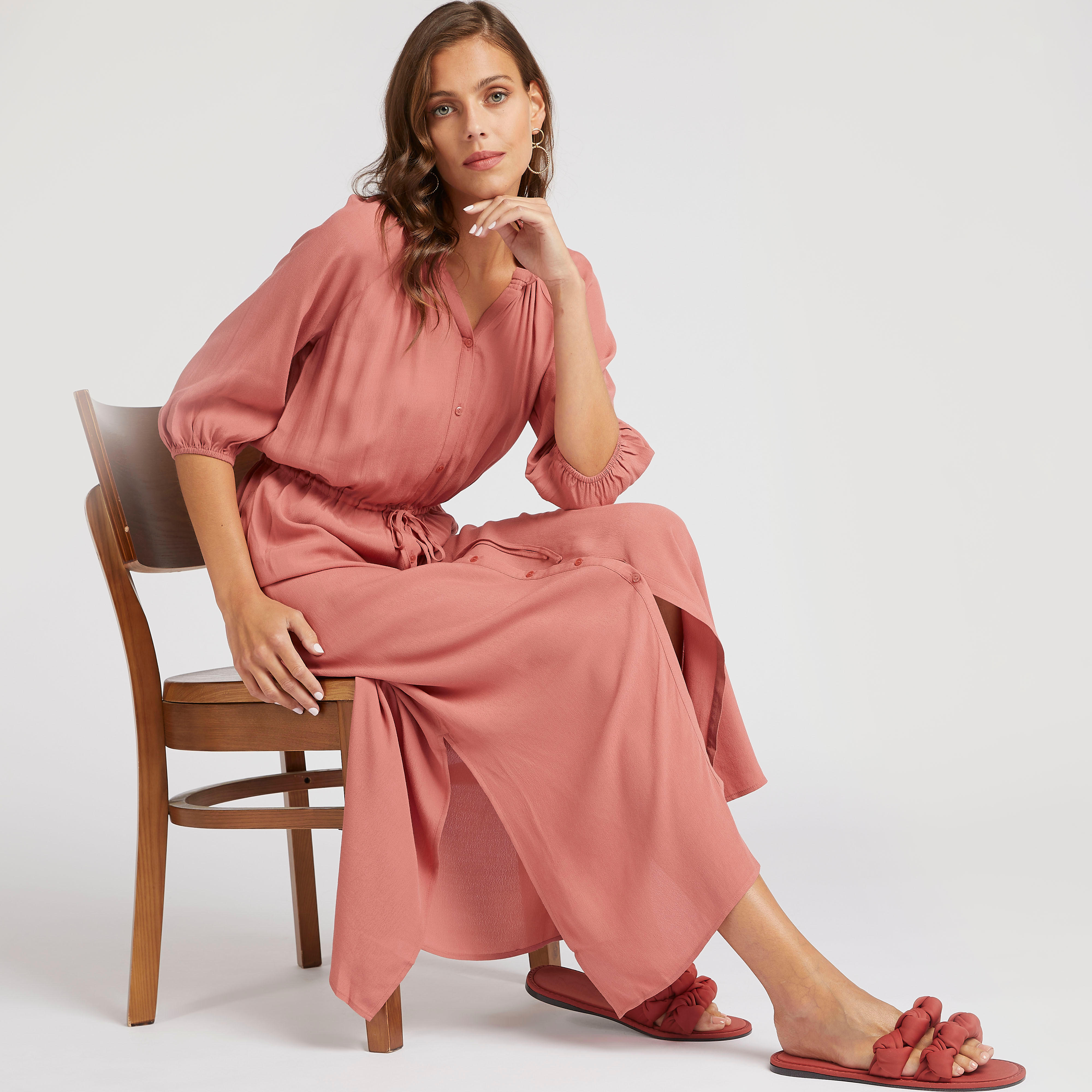 فستان قميص طويل بخصر رباط وياقة كشكش-women-clothing-dresses-image-1
