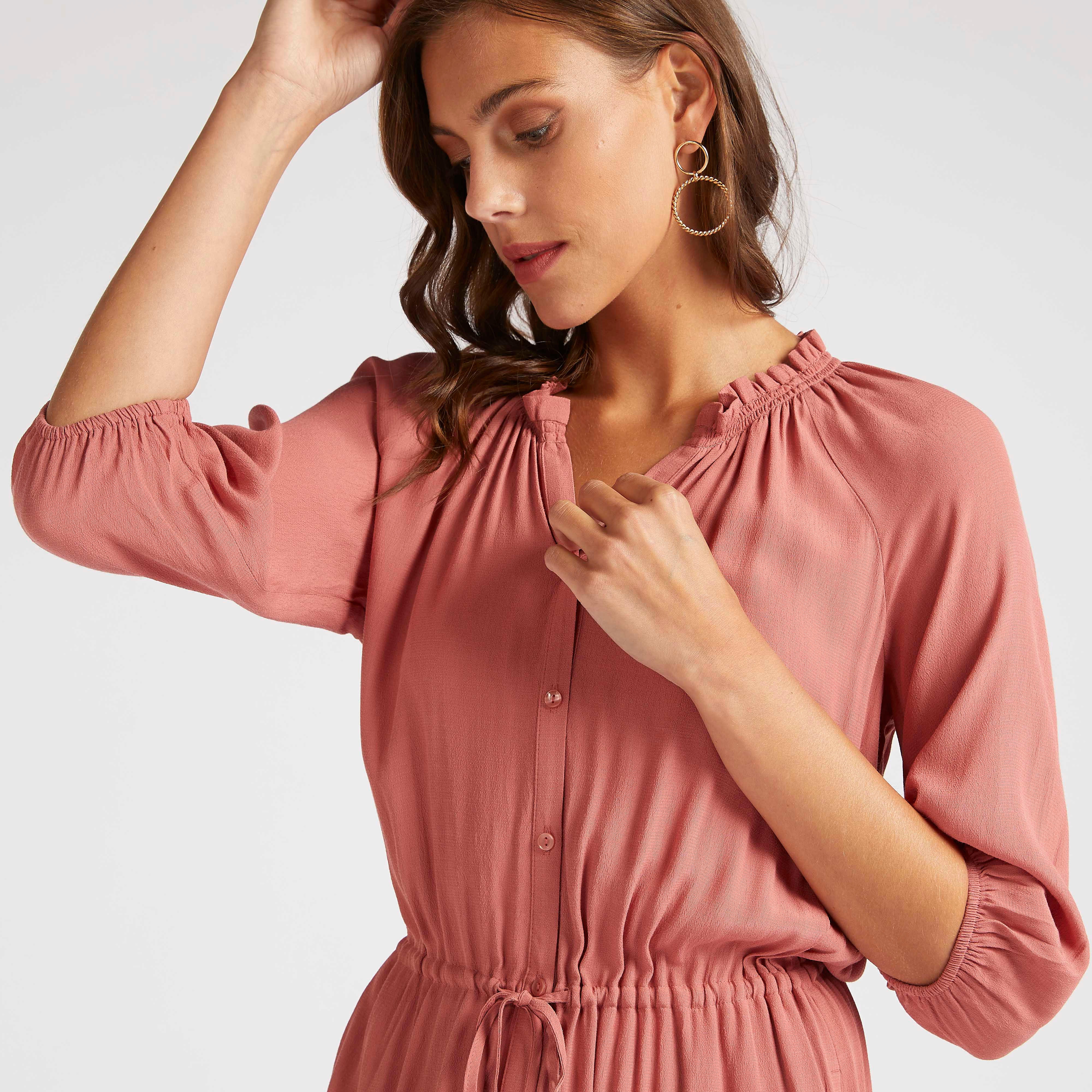 فستان قميص طويل بخصر رباط وياقة كشكش-women-clothing-dresses-image-3