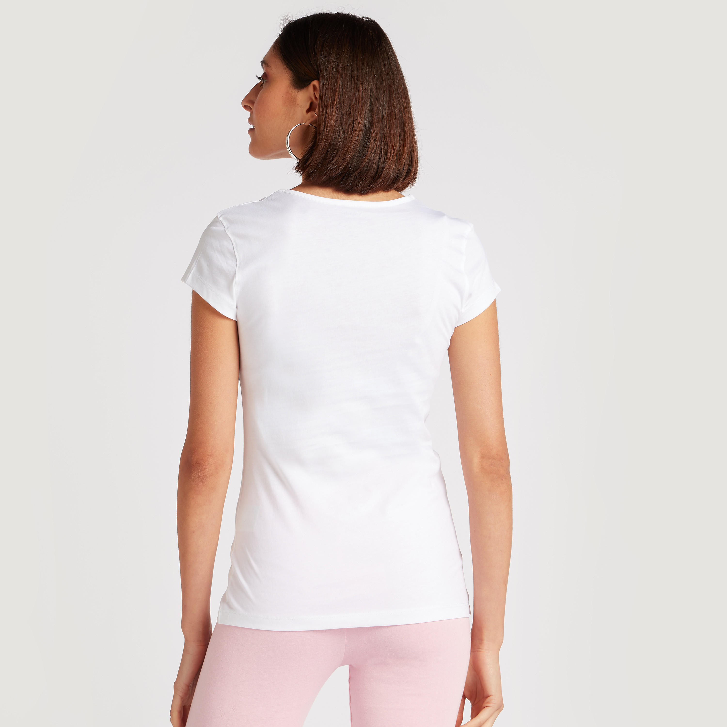 تيشيرت بياقة ضيّقة وأكمام كاب وطبعات-women-clothing-tshirts-image-3