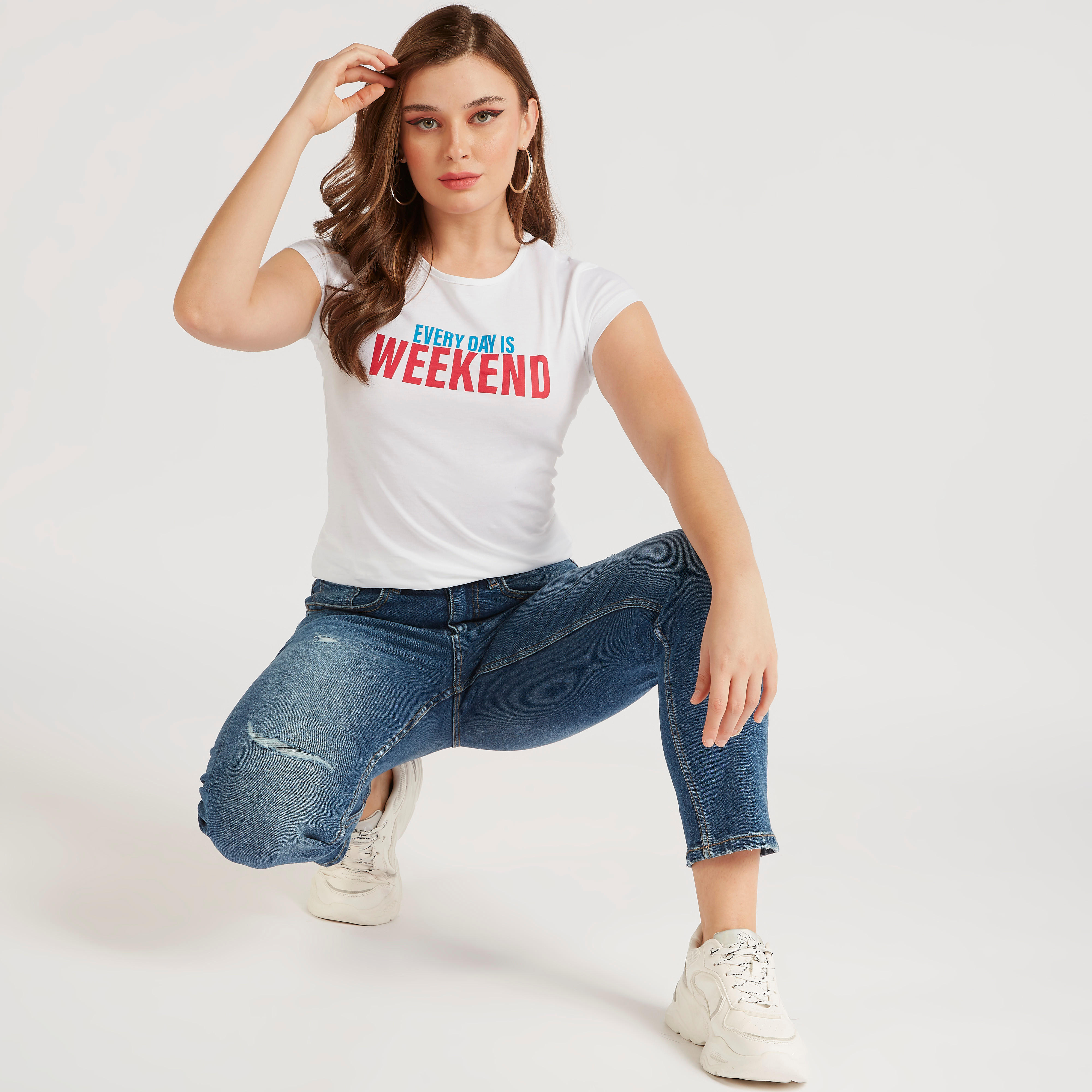 تيشيرت بياقة ضيقة وأكمام كاب وطبعات-women-clothing-tshirts-image-1