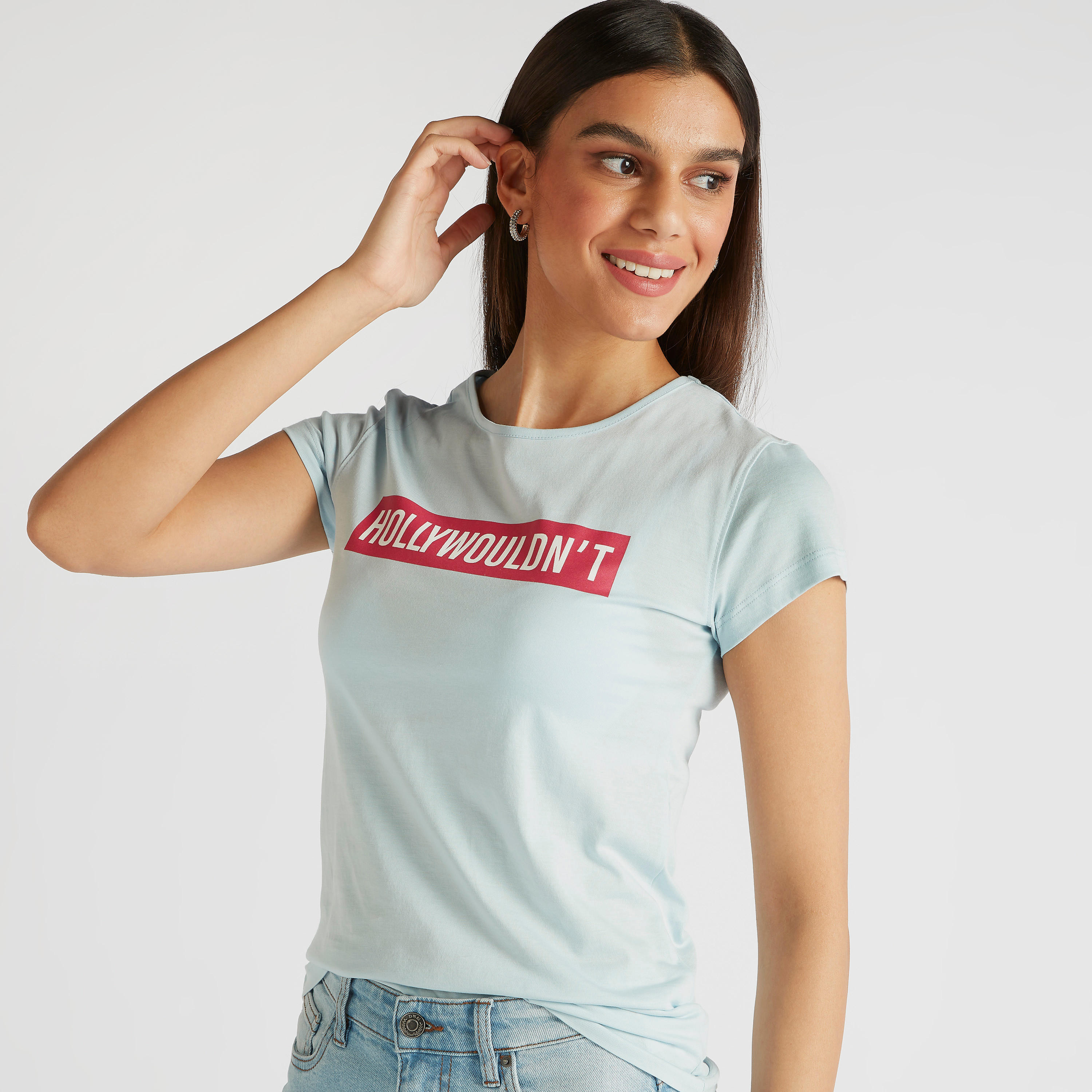 تيشيرت بياقة ضيّقة وأكمام كاب وطبعات-women-clothing-tshirts-image-5