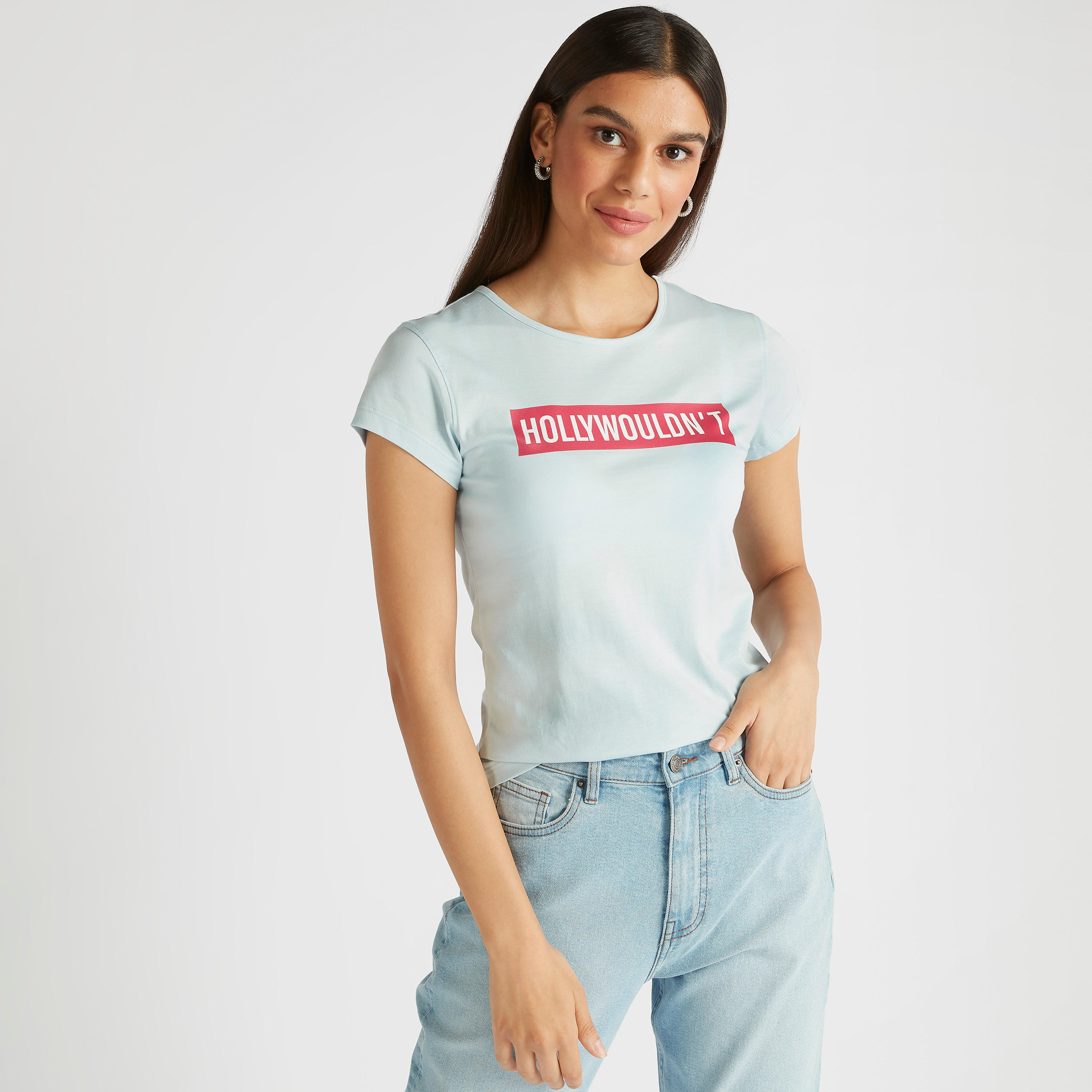 تيشيرت بياقة ضيّقة وأكمام كاب وطبعات-women-clothing-tshirts-image-1