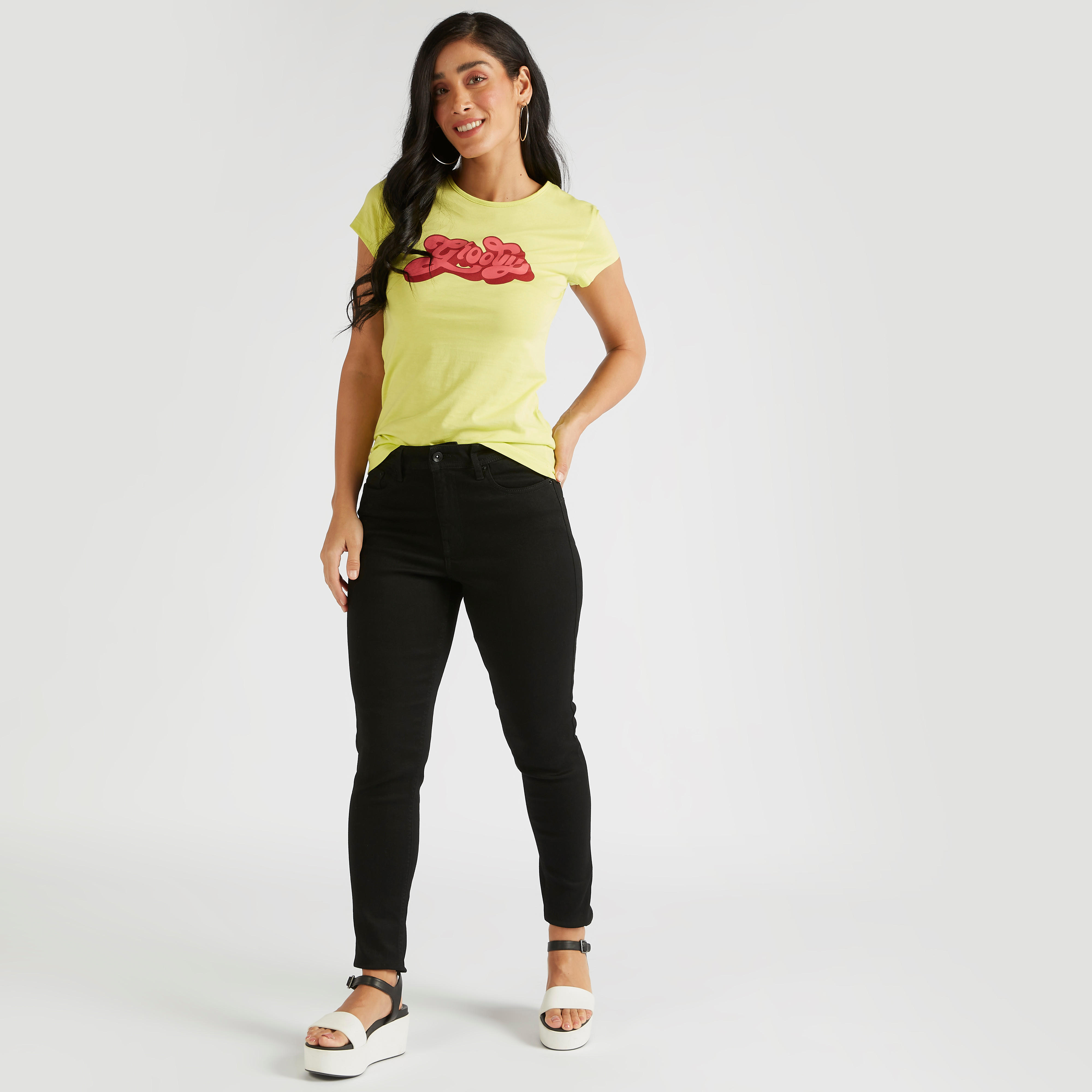 تيشيرت بياقة ضيّقة وأكمام كاب وطبعات شعار-women-clothing-tshirts-image-2