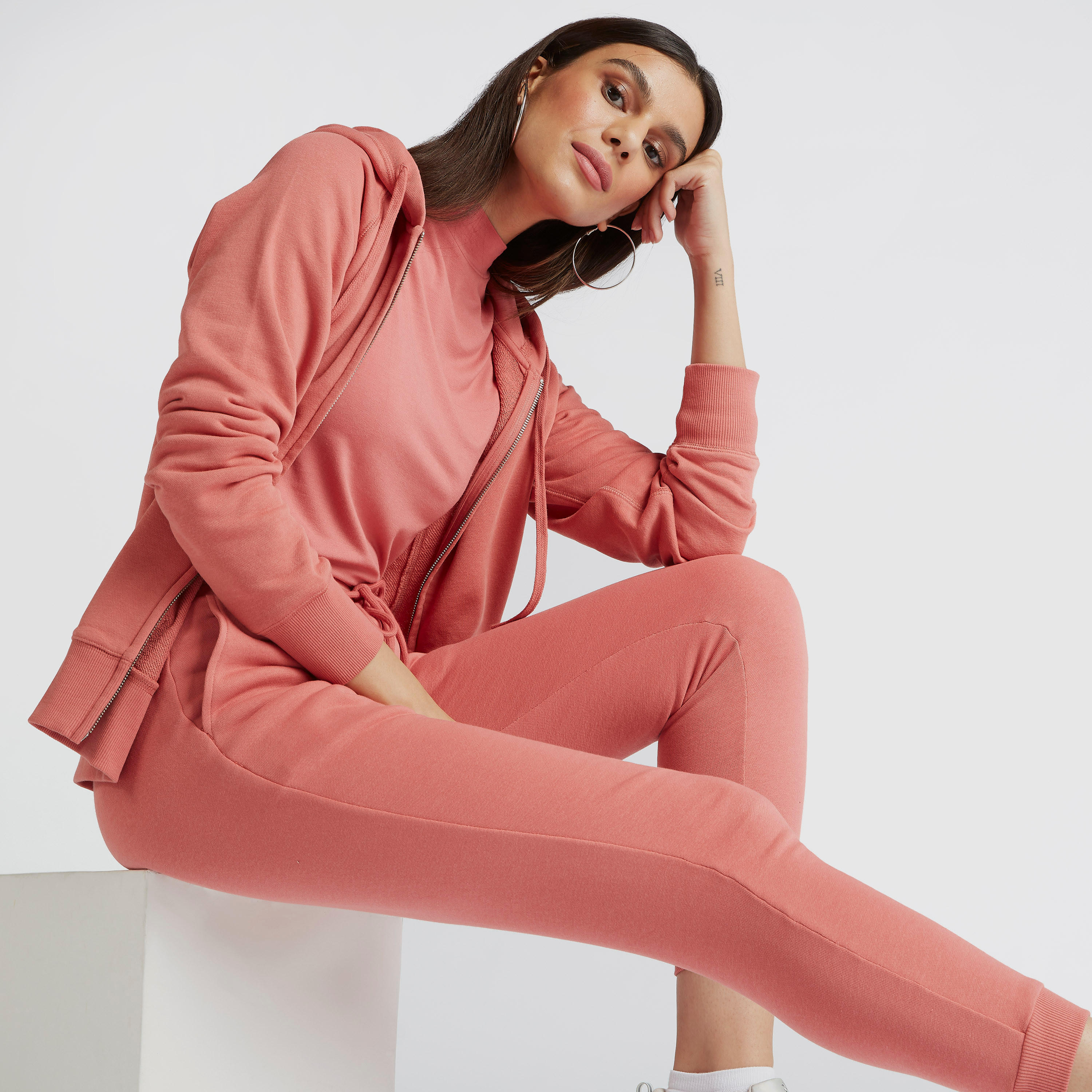 Solid Hooded Jacket with Pocket and Zip Closure-women-winterwear-hoodiesandsweatshirts-hoodies-image-1