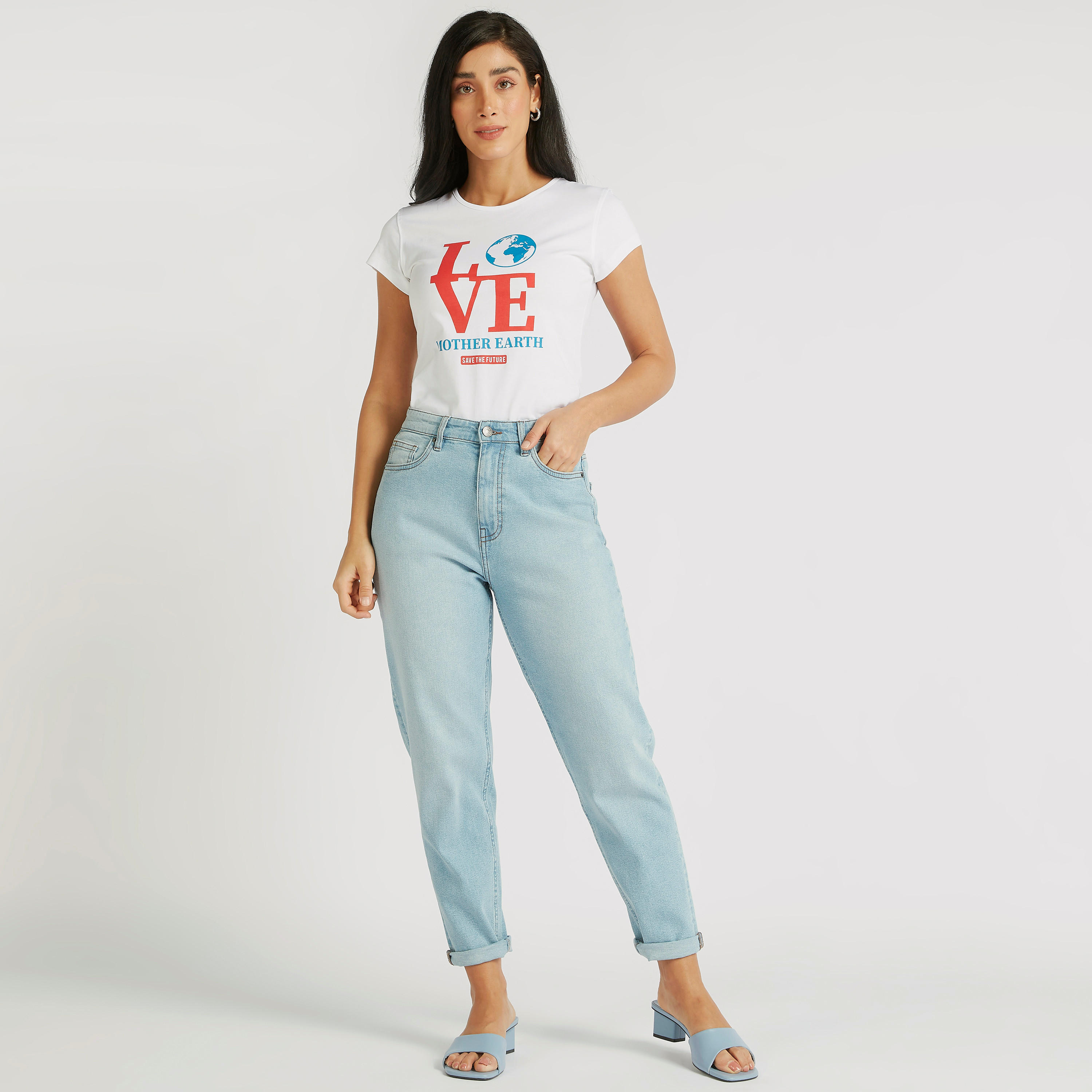 تيشيرت بياقة ضيّقة وأكمام كاب وطبعات-women-clothing-tshirts-image-2