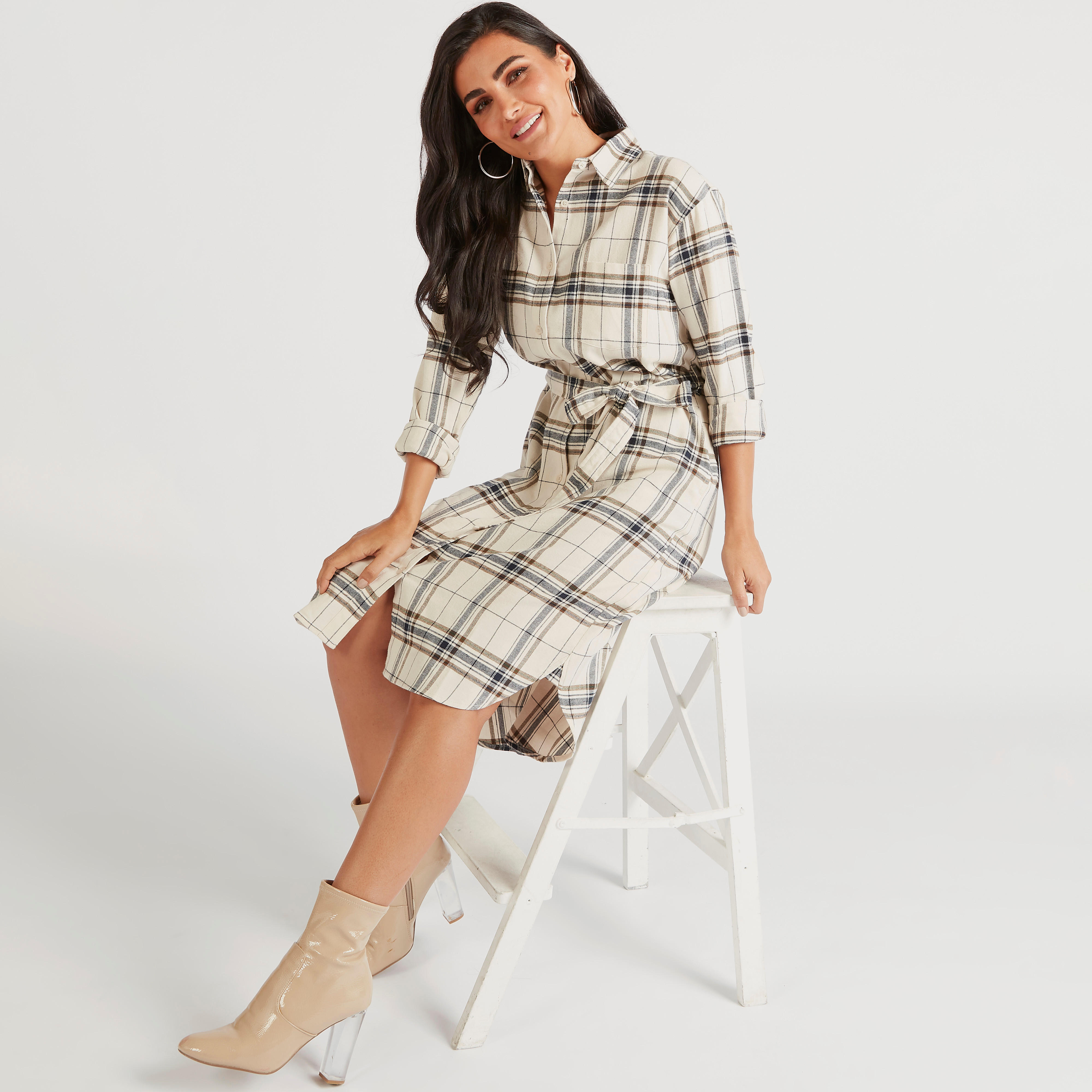 فستان قميص ميدي بطبعات كاروهات-women-clothing-dresses-image-2