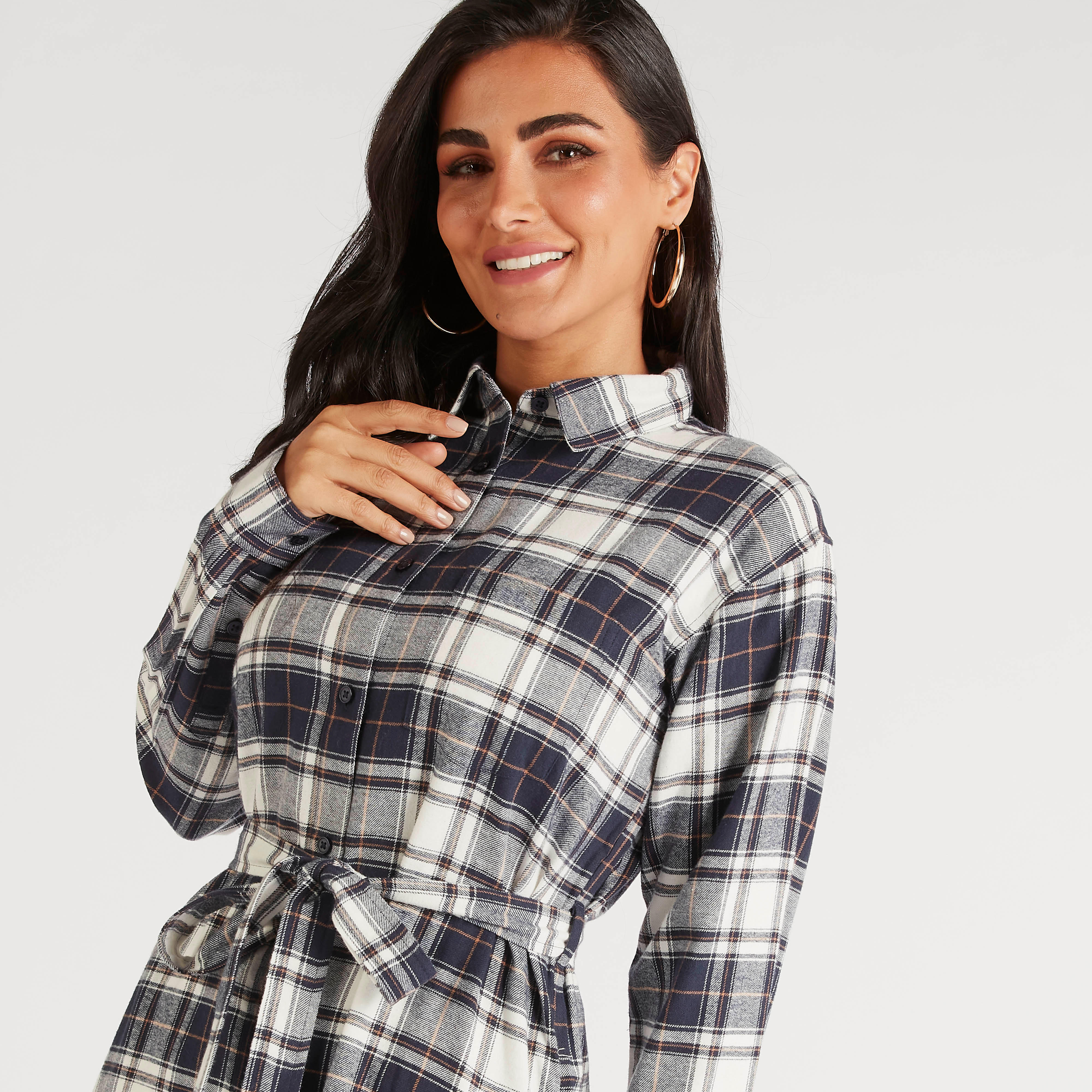 فستان قميص كاروهات ميدي برباط وياقة عادية-women-clothing-dresses-image-7