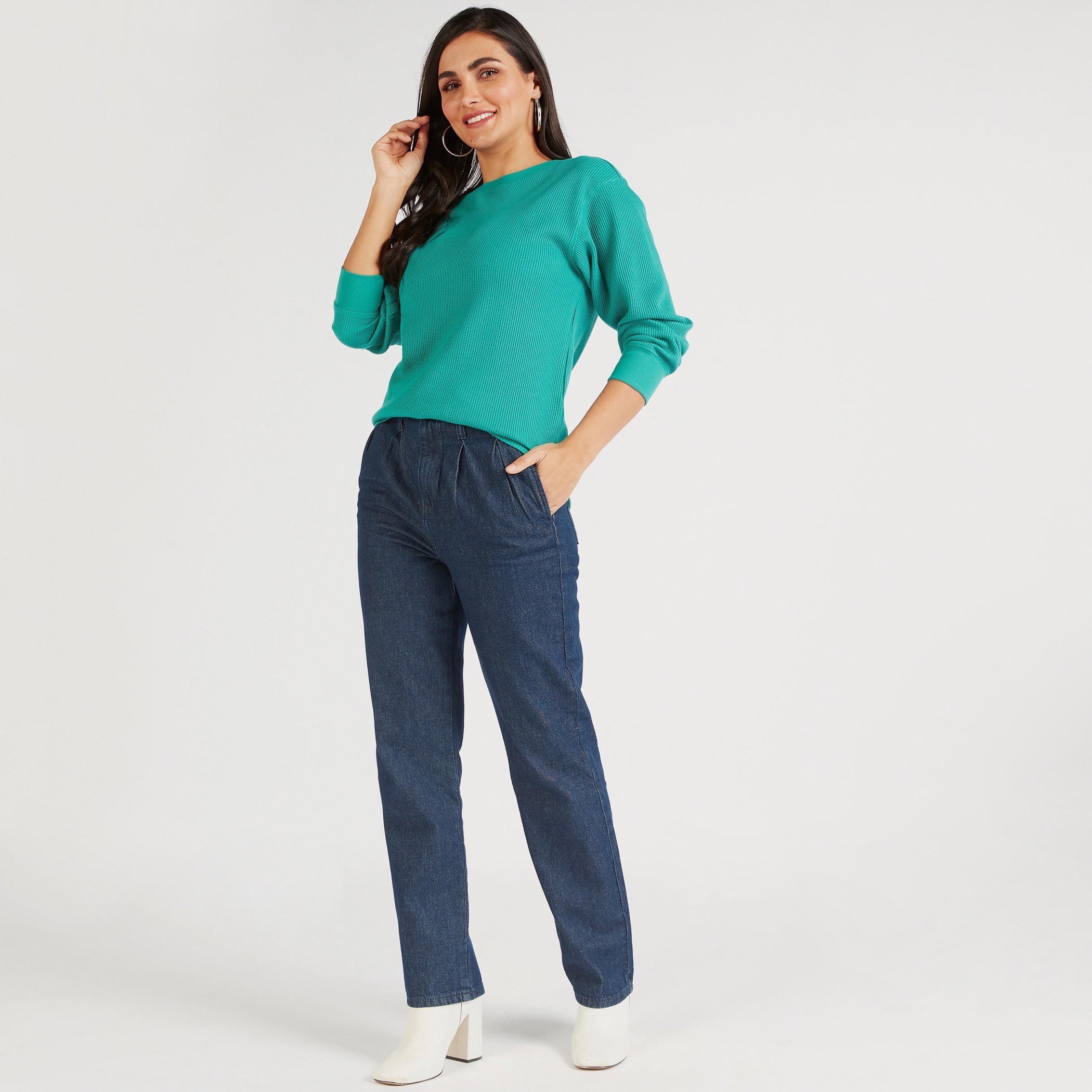 تيشيرت بارز الملمس بياقة ضيّقة وأكمام طويلة-women-clothing-tshirts-image-2