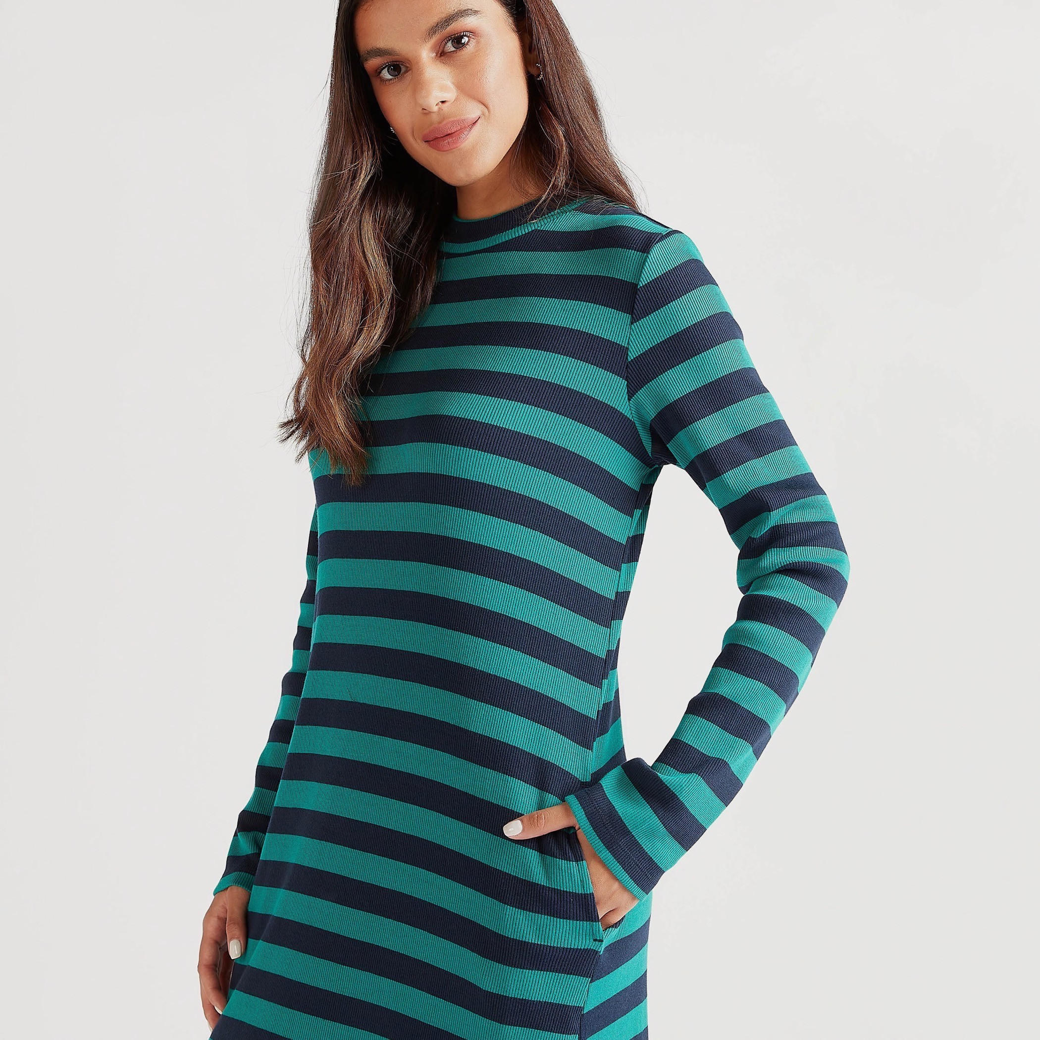 فستان ميدي مخطّط بياقة ضيقة وأكمام طويلة-women-clothing-dresses-image-3