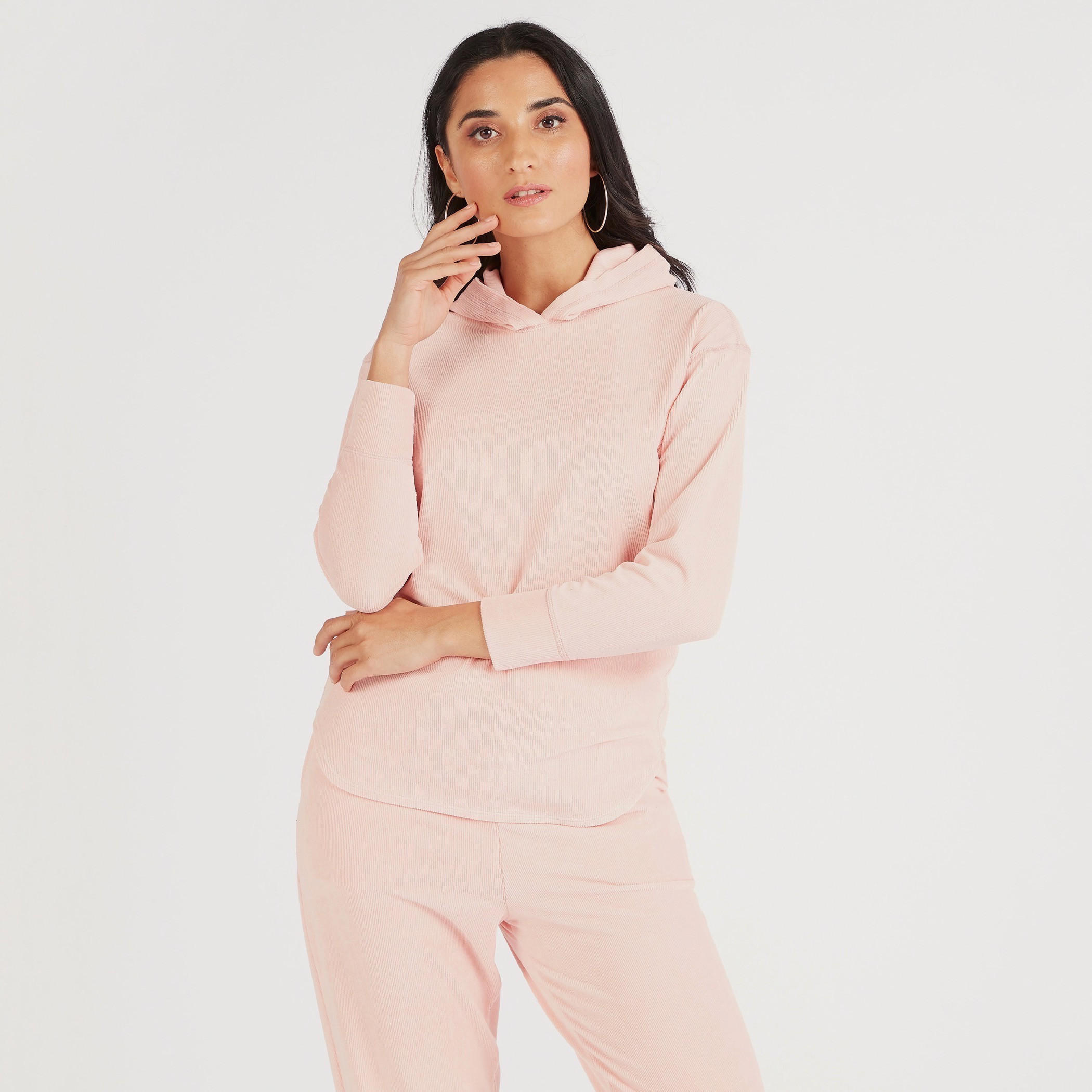 سويت شيرت سادة بقبعة وأكمام طويلة-women-winterwear-hoodiesandsweatshirts-sweatshirts-image-1