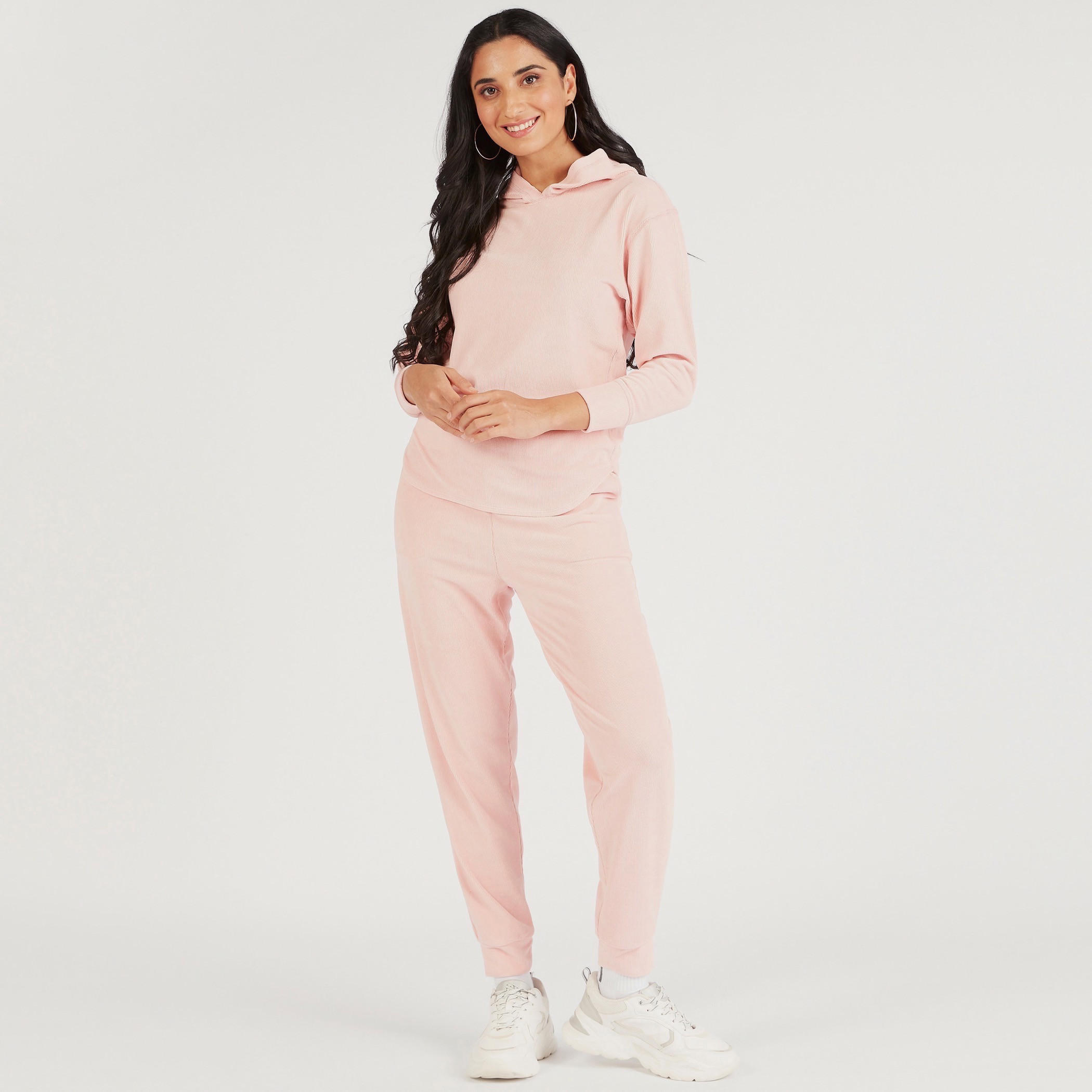 سويت شيرت سادة بقبعة وأكمام طويلة-women-winterwear-hoodiesandsweatshirts-sweatshirts-image-2