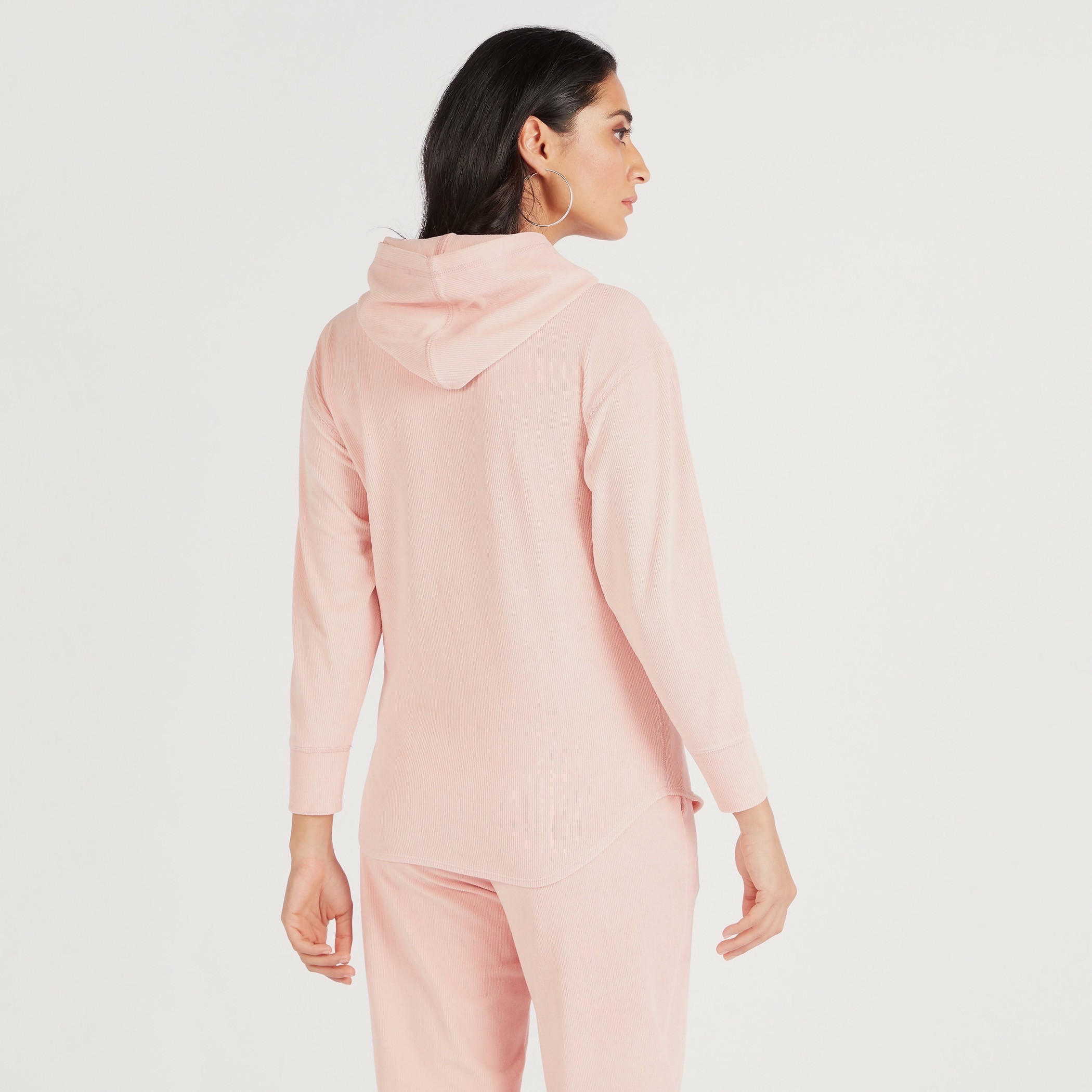 سويت شيرت سادة بقبعة وأكمام طويلة-women-winterwear-hoodiesandsweatshirts-sweatshirts-image-4