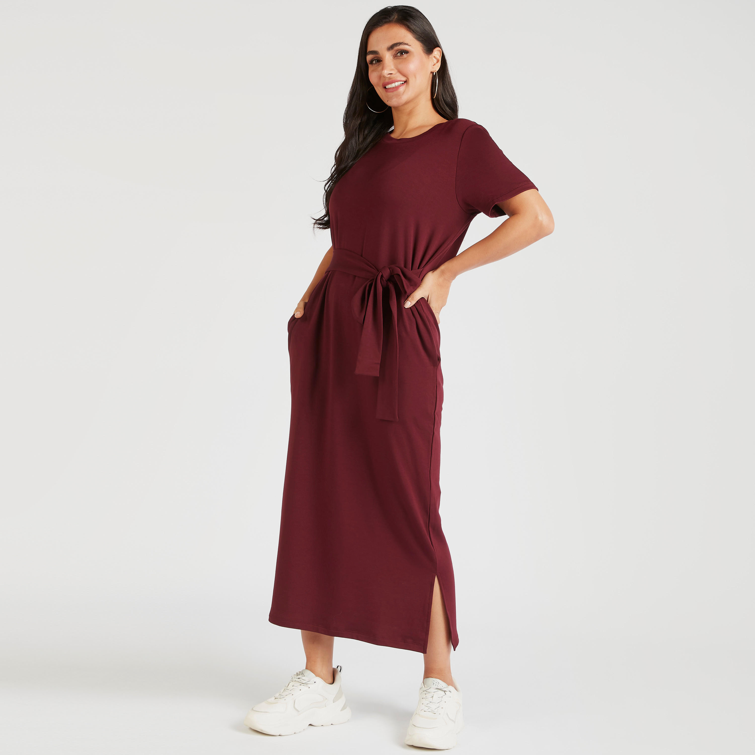 فستان ميدي واسع سادة بياقة ضيّقة وأكمام قصيرة وحزام رباط-women-clothing-dresses-image-2