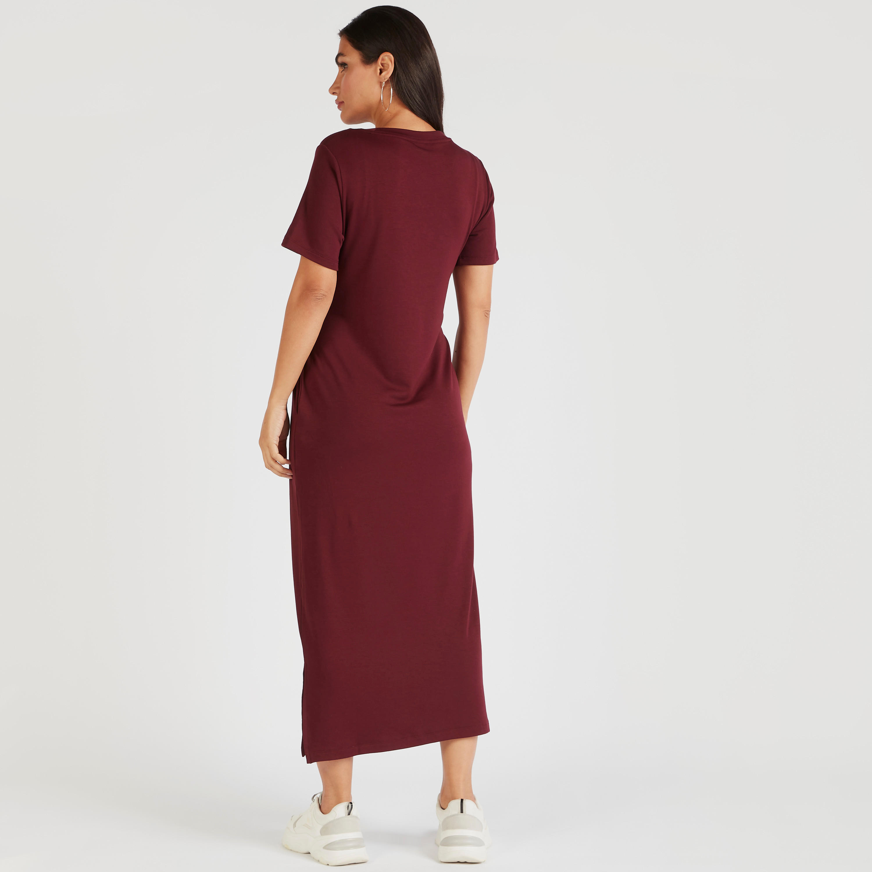 فستان ميدي واسع سادة بياقة ضيّقة وأكمام قصيرة وحزام رباط-women-clothing-dresses-image-4