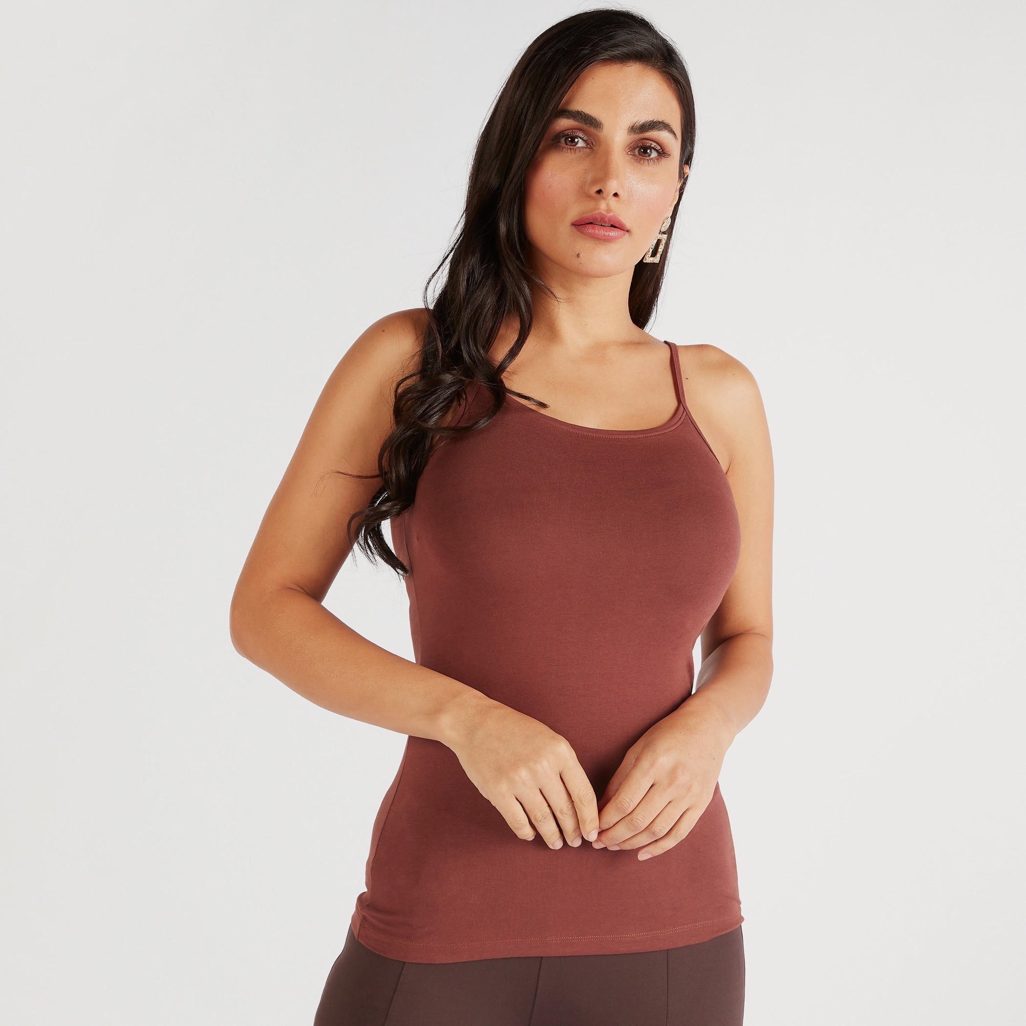 بلوزة كامي سادة بياقة عميقة-women-clothing-tshirts-image-1